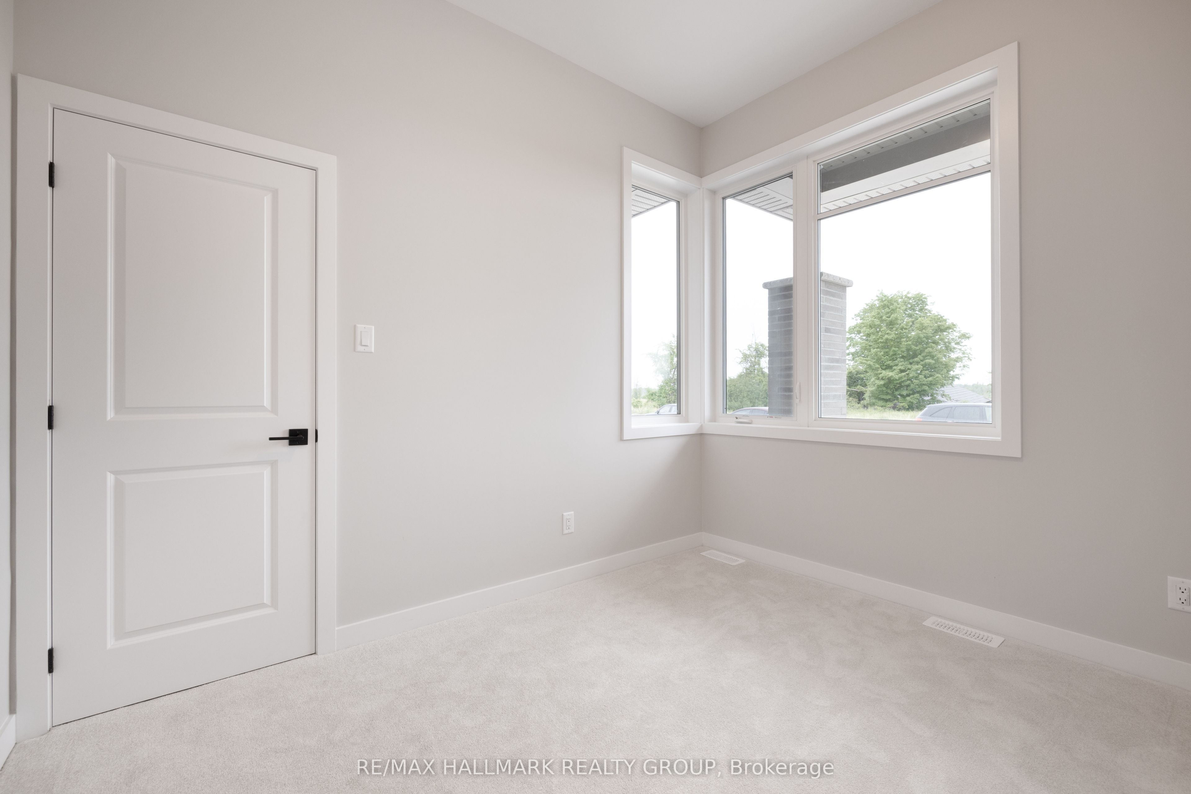 178 Rathwell Street Property Photo 12
