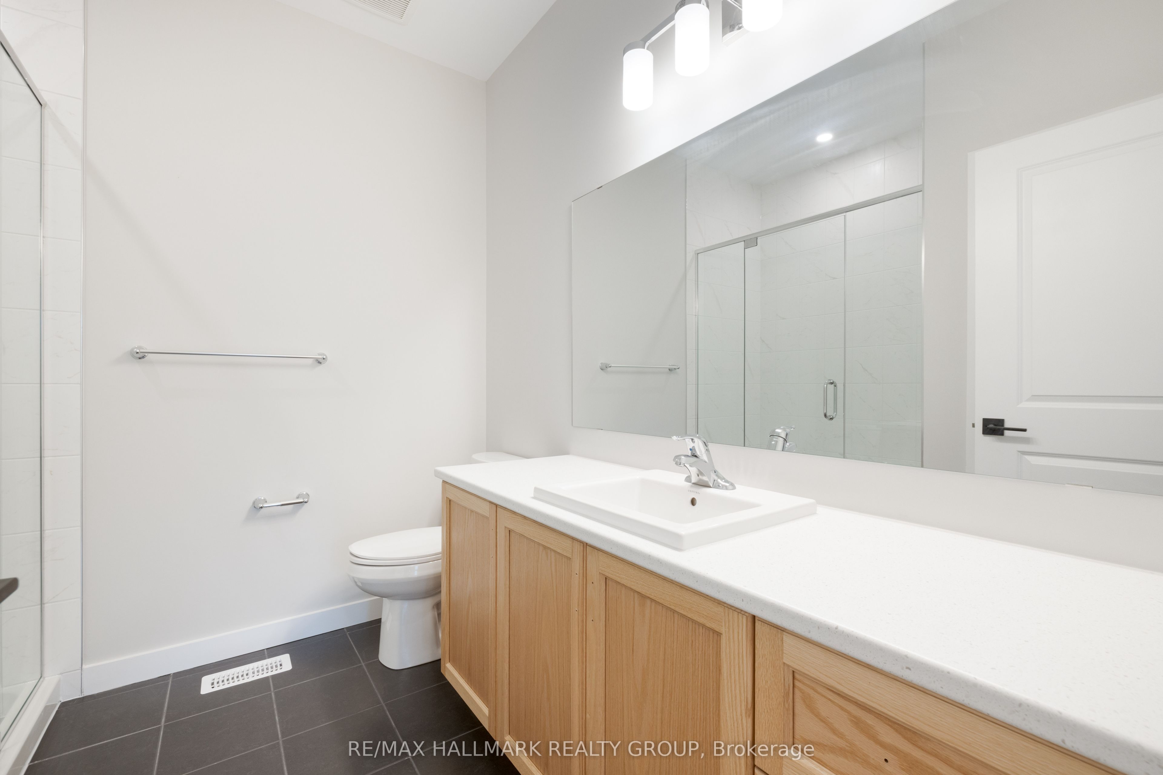 178 Rathwell Street Property Photo 13
