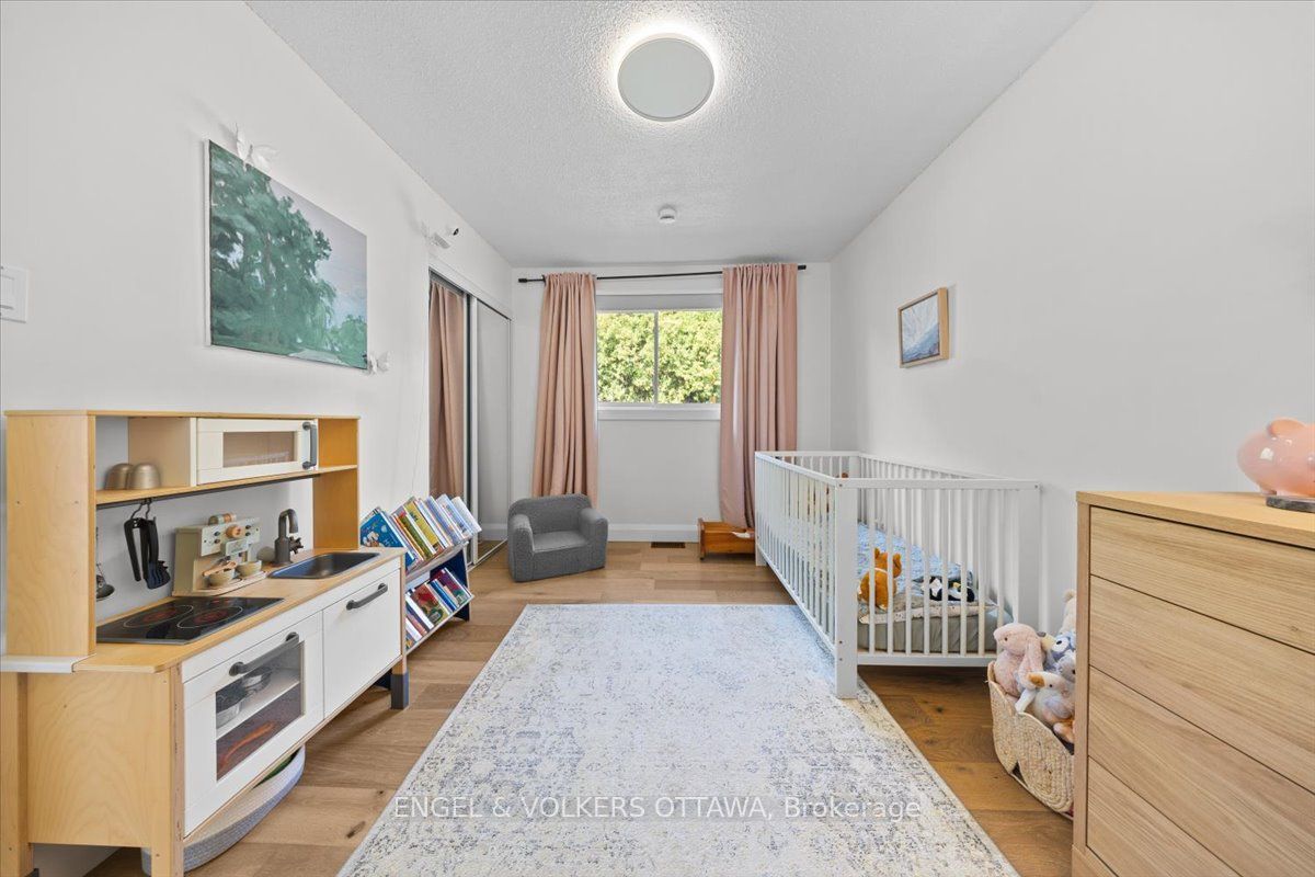 1393 Sutherland Drive Property Photo 22