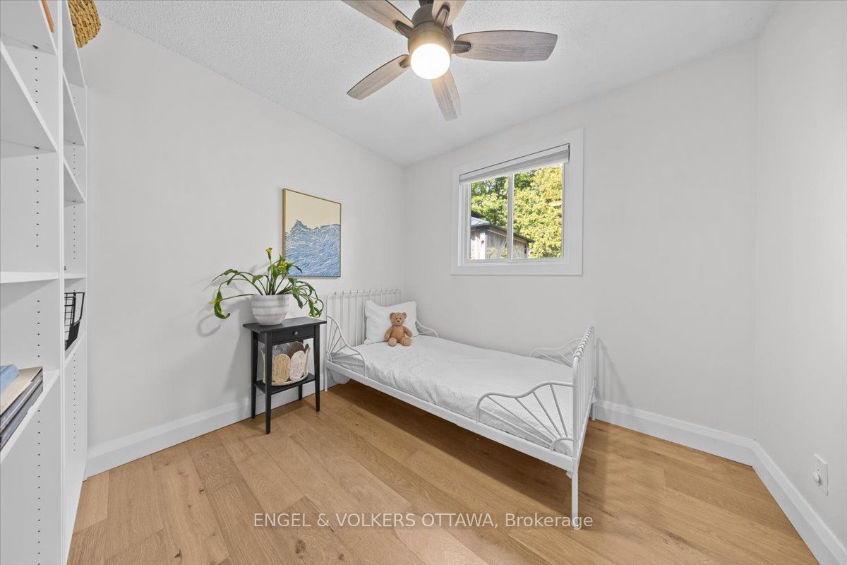 1393 Sutherland Drive Property Photo 24