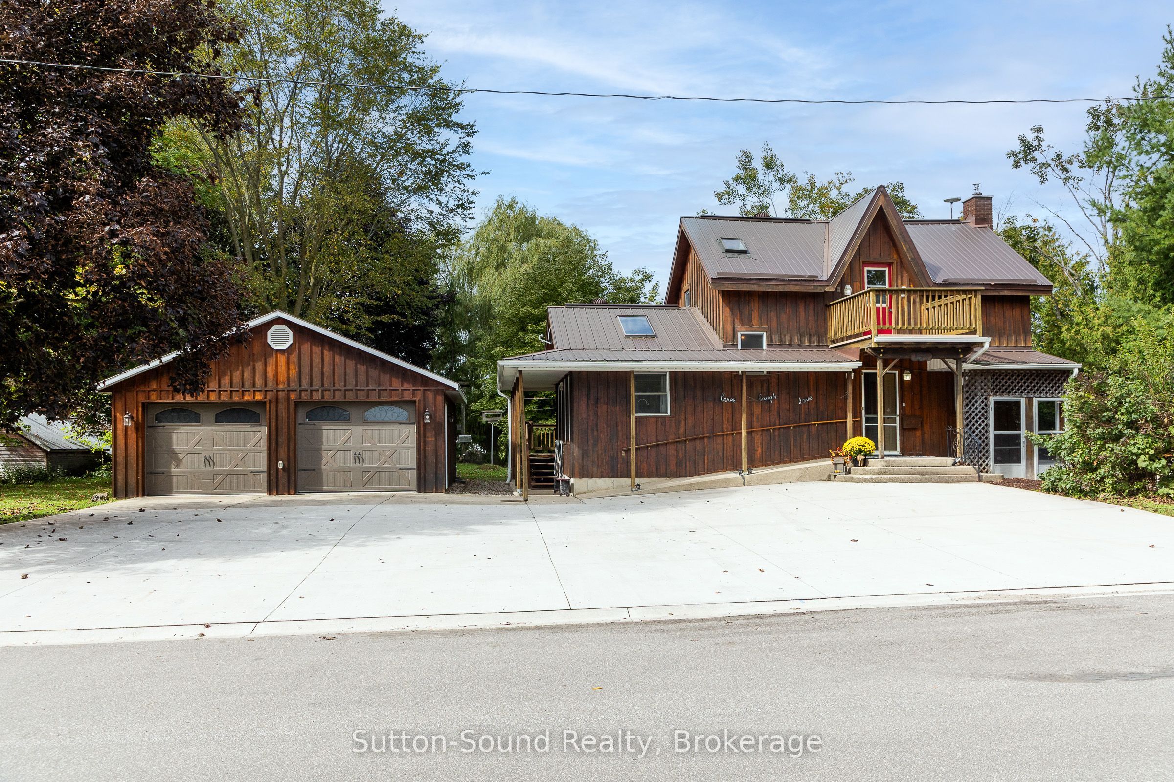 164 Hamilton Street Property Photo 1