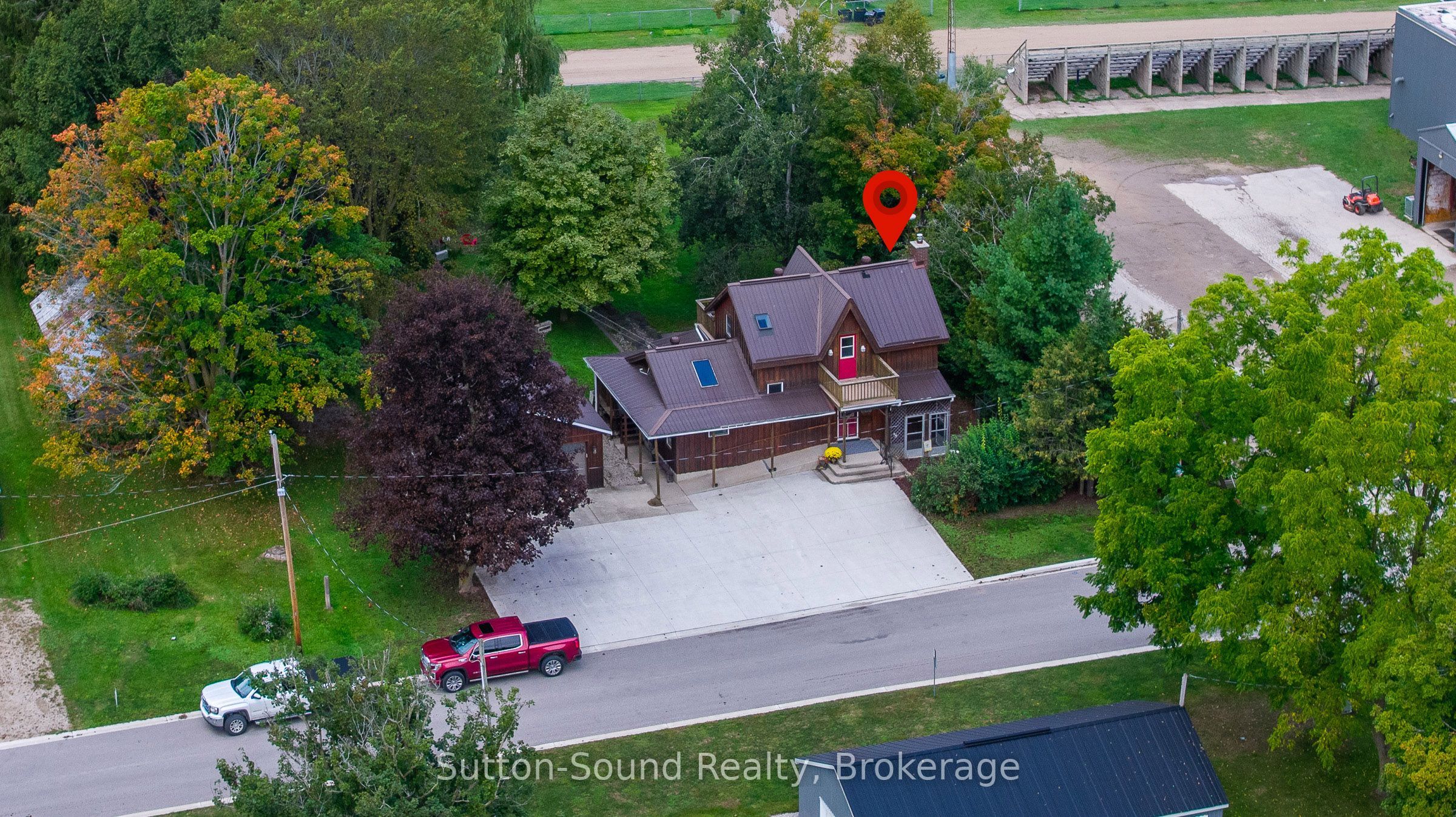 164 Hamilton Street Property Photo 4