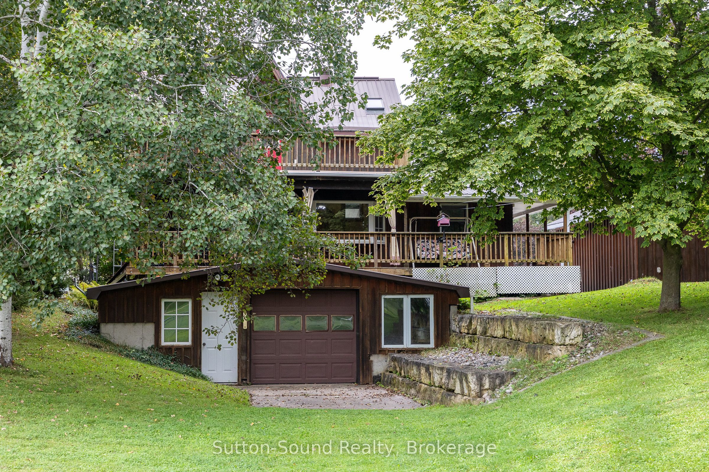 164 Hamilton Street Property Photo 12