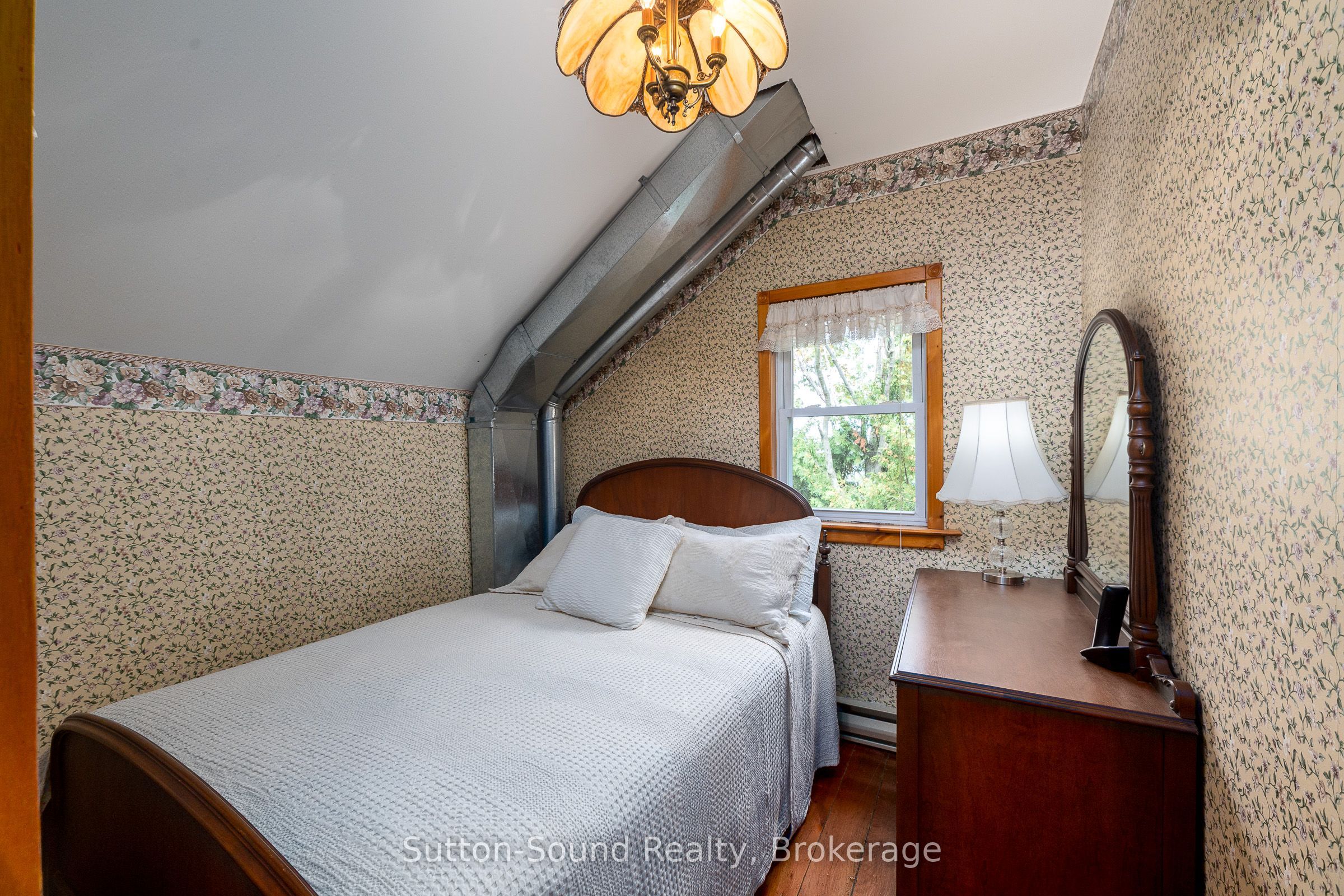 164 Hamilton Street Property Photo 28