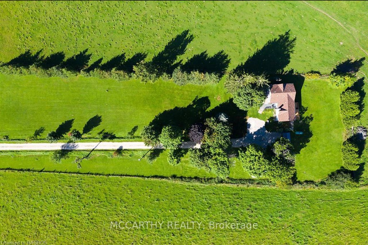 307517 Centre Line A Property Photo 1