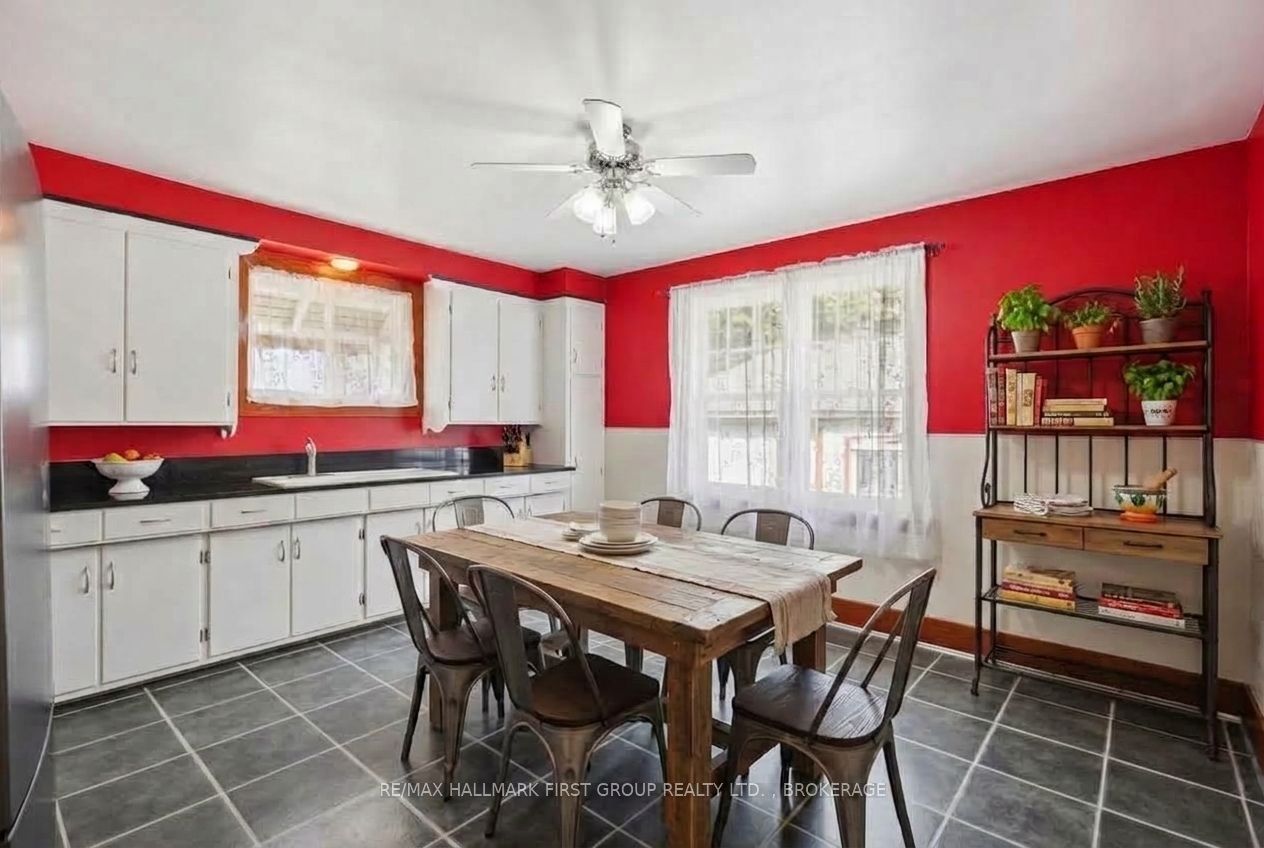 49 Park Street Property Photo 6