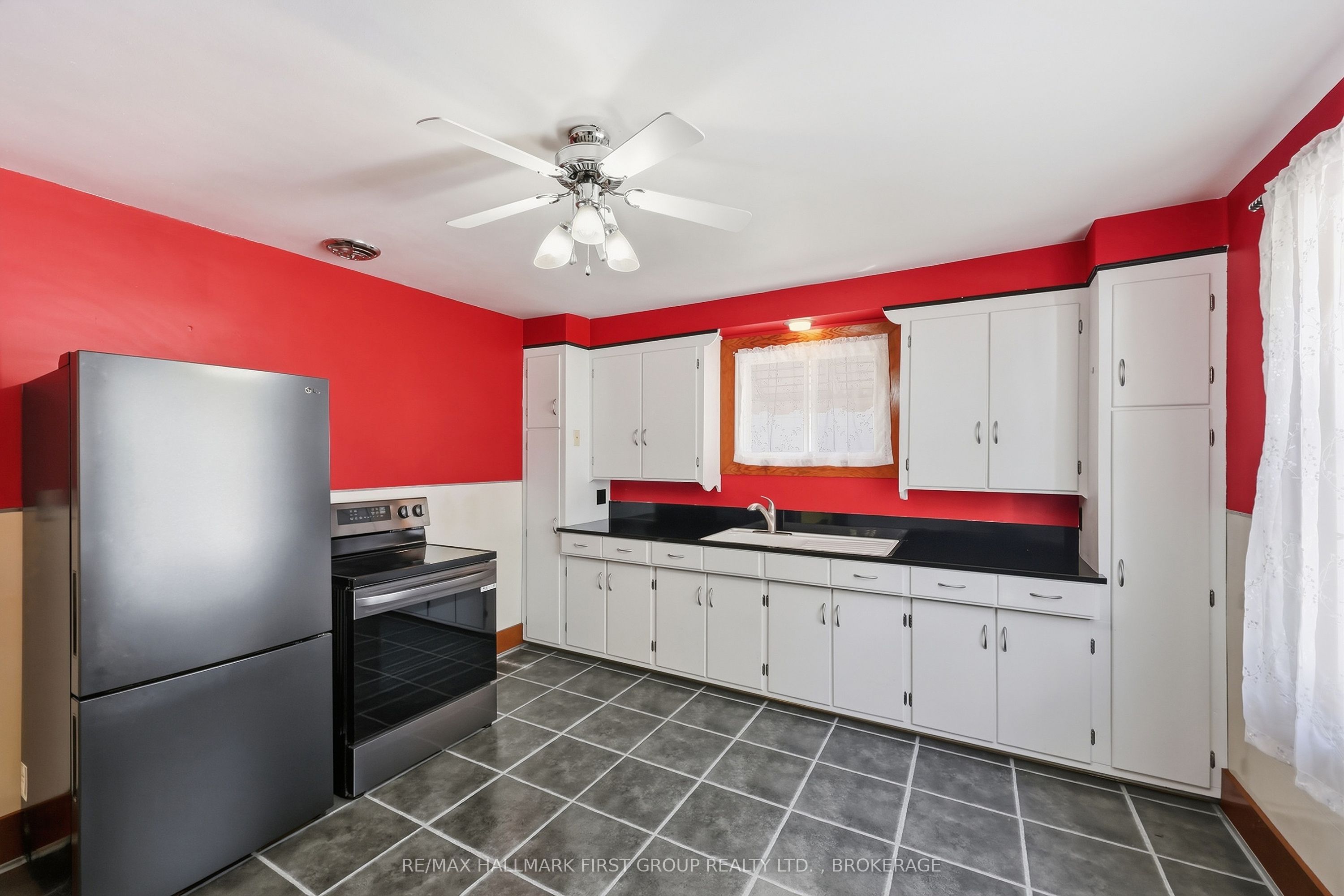 49 Park Street Property Photo 7