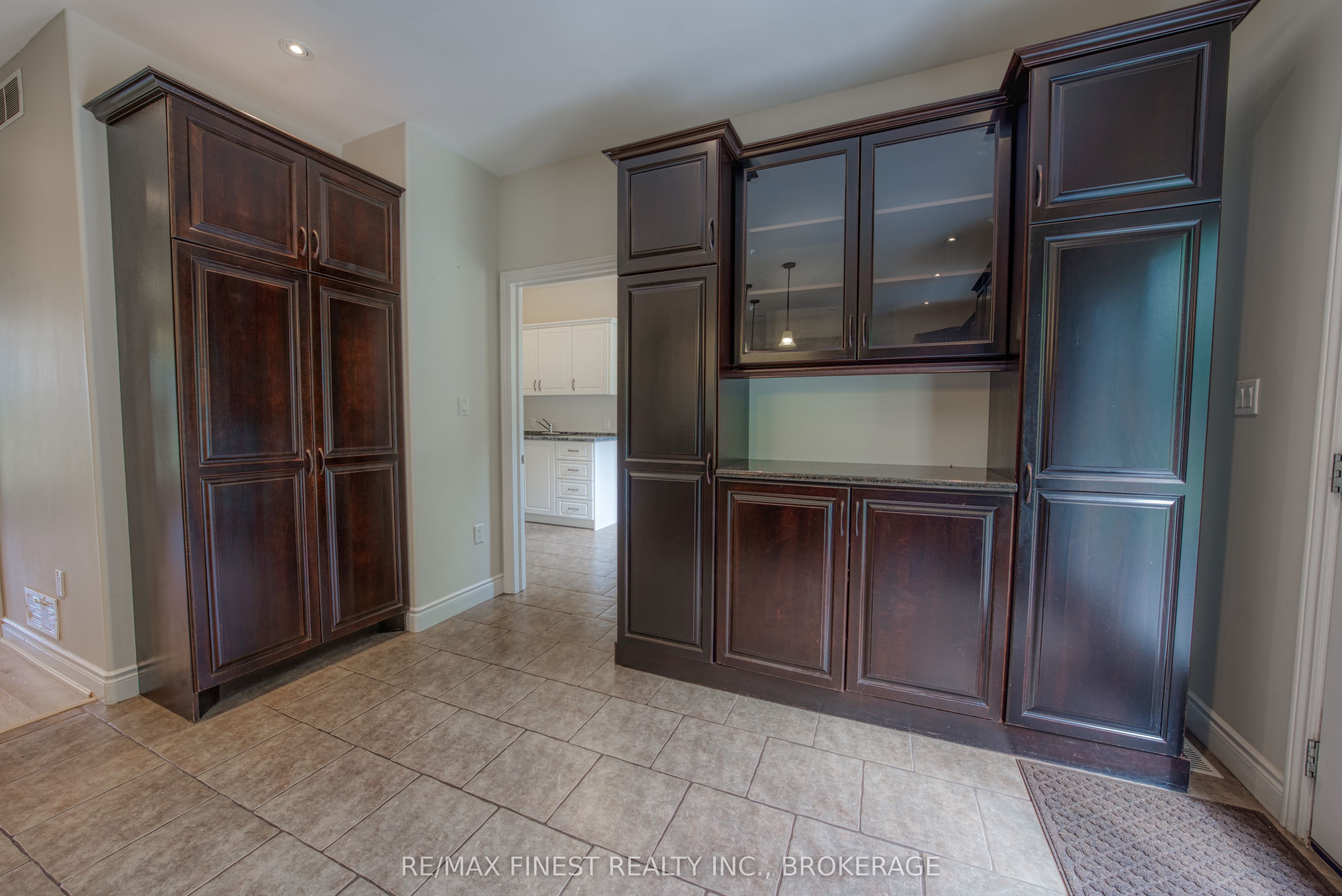 10 Owen Avenue Property Photo 4