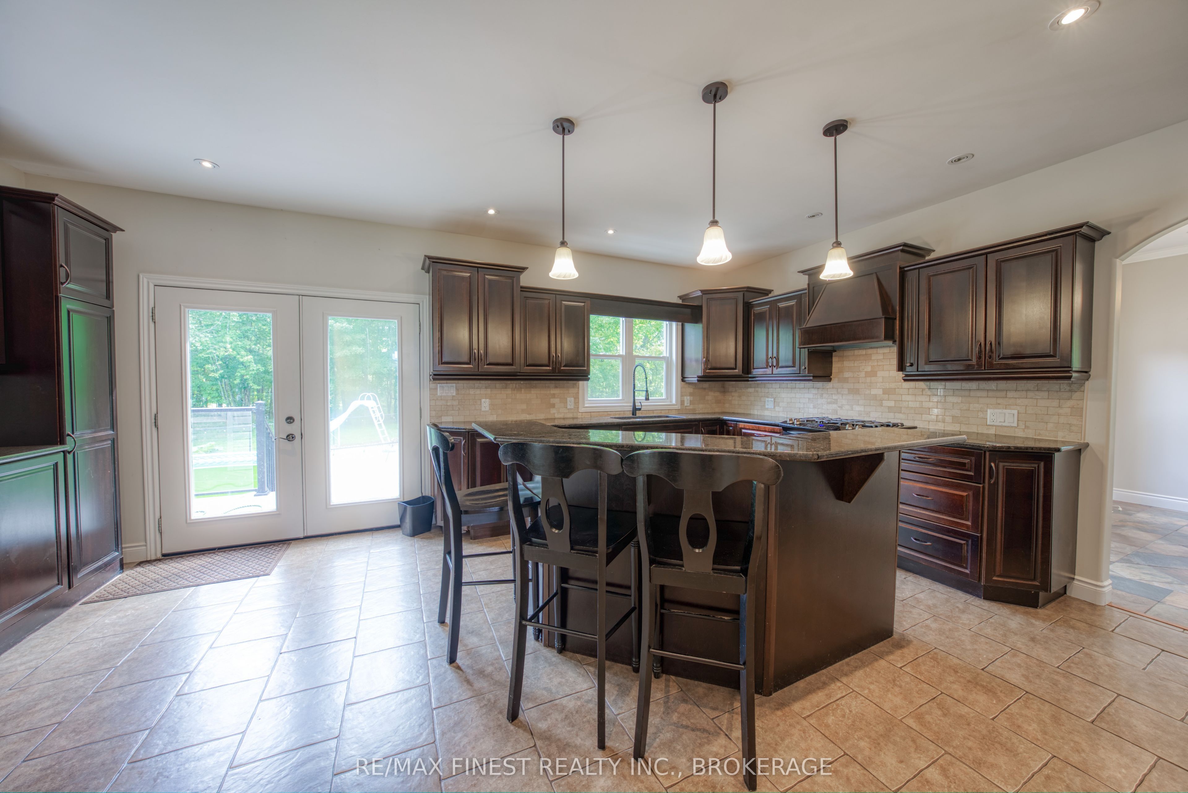 10 Owen Avenue Property Photo 6