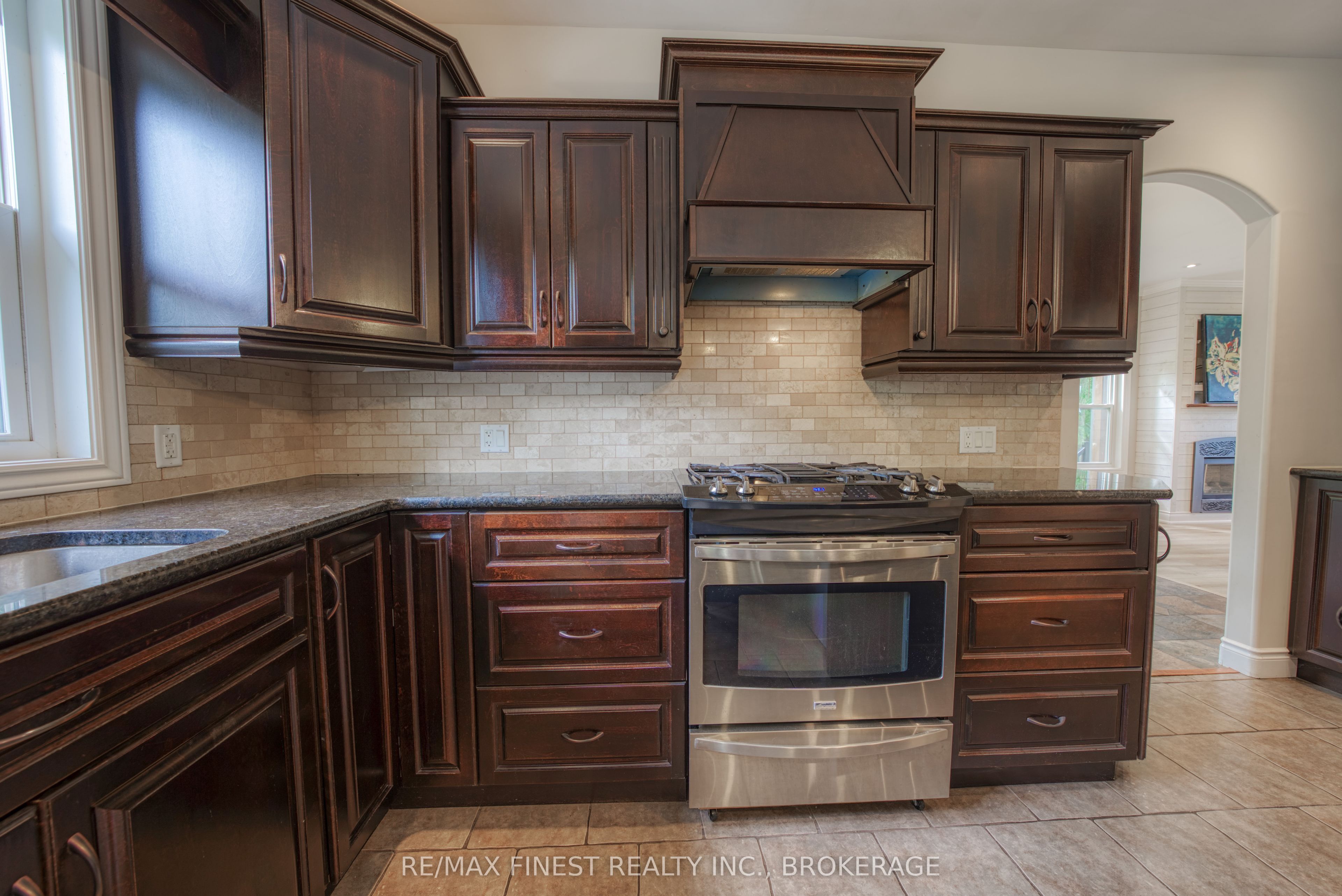10 Owen Avenue Property Photo 9