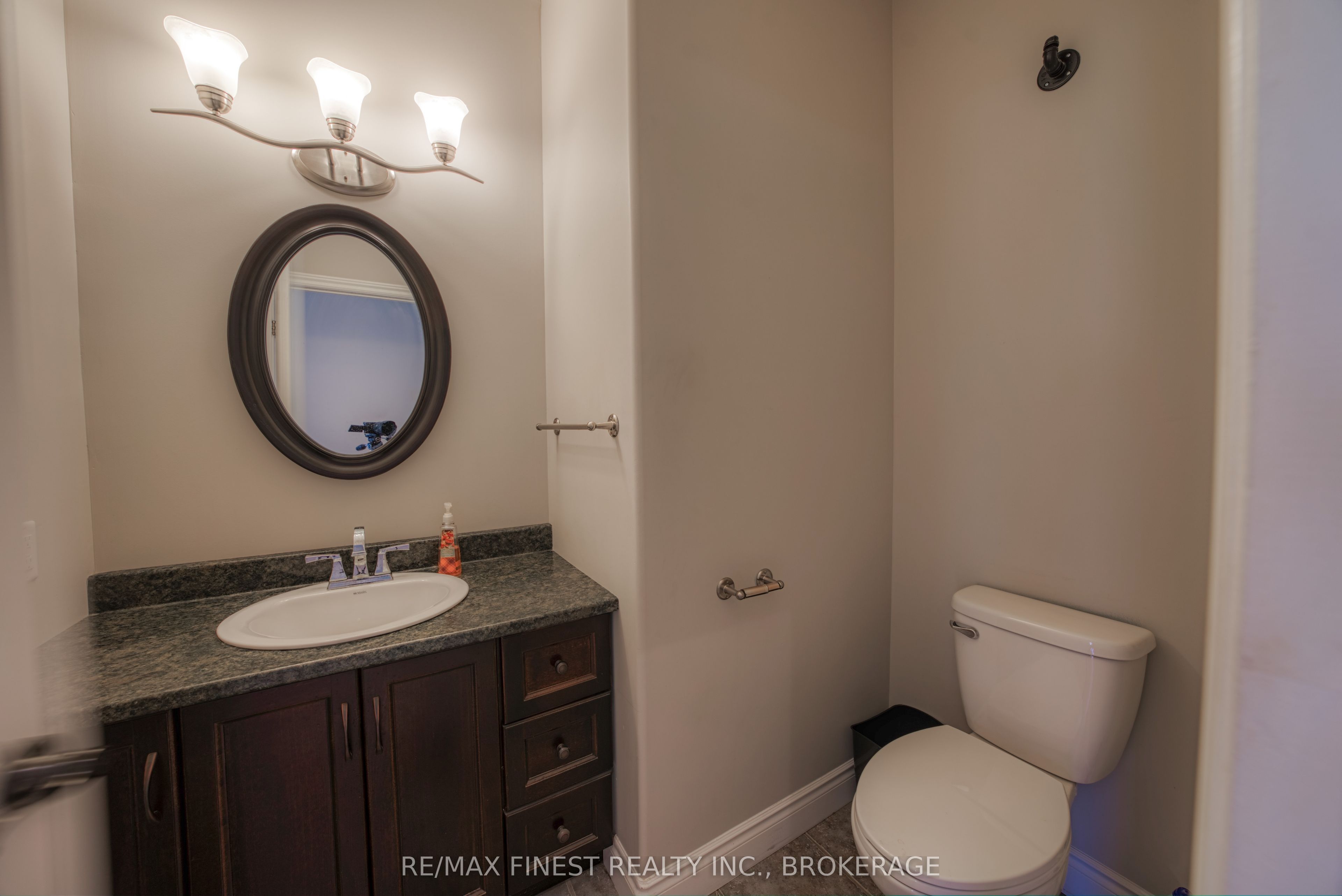10 Owen Avenue Property Photo 21