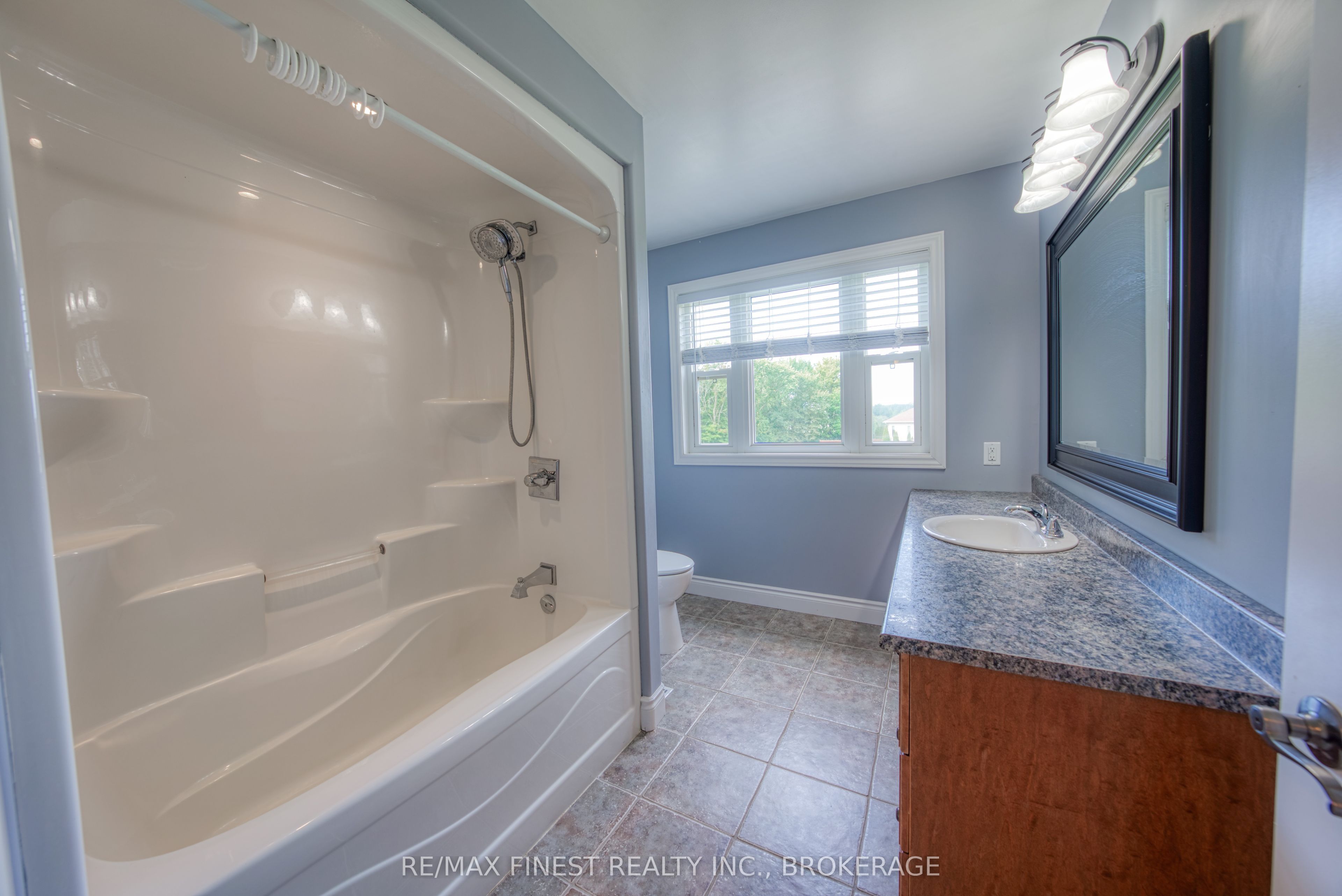 10 Owen Avenue Property Photo 24