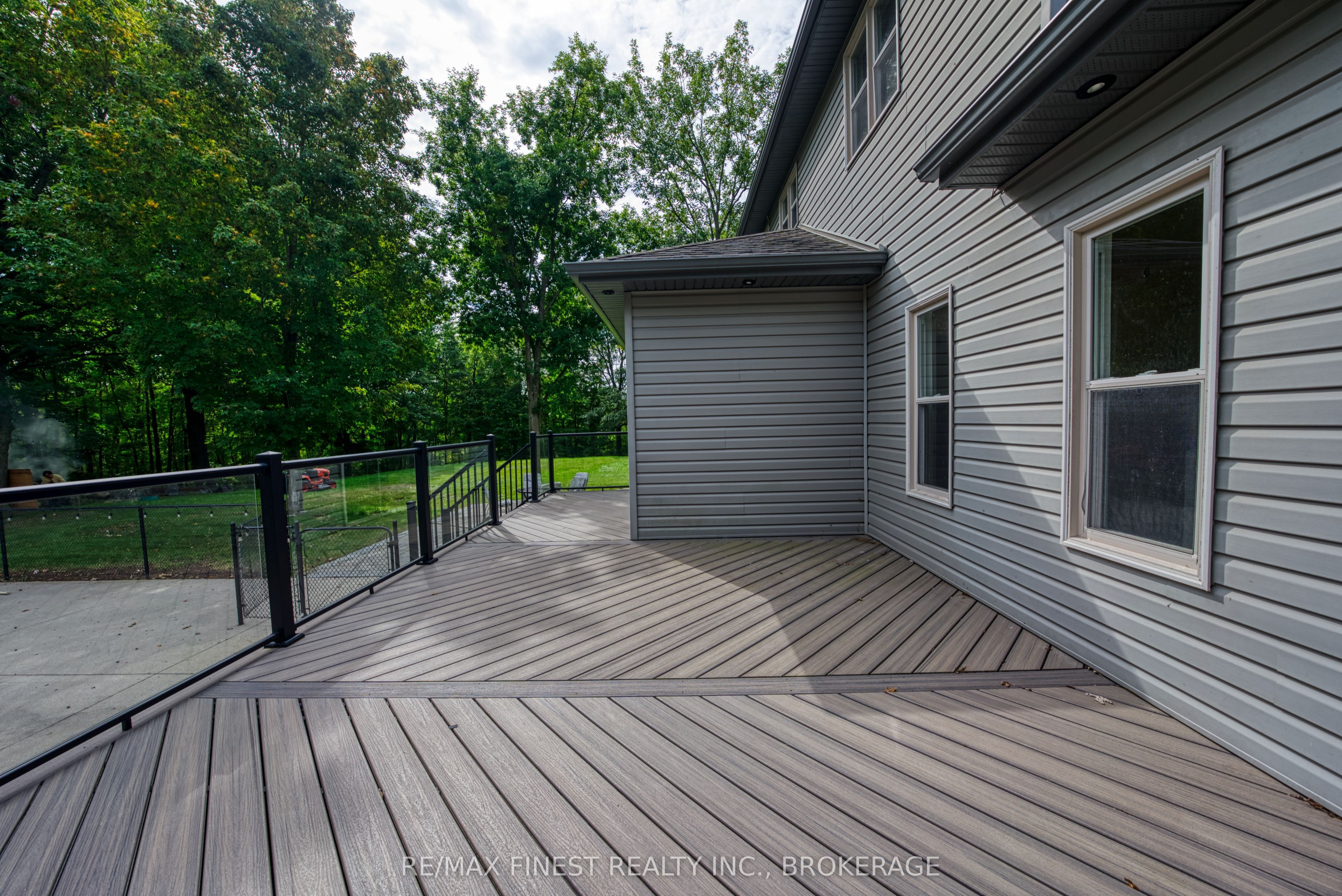 10 Owen Avenue Property Photo 37