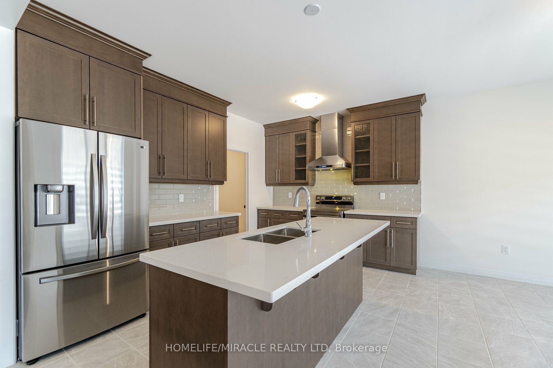 105 Court Drive Property Photo 15