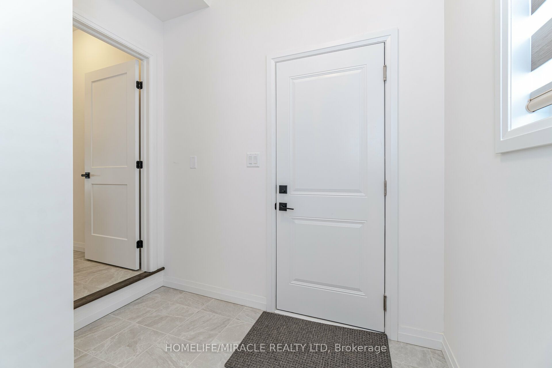 105 Court Drive Property Photo 22