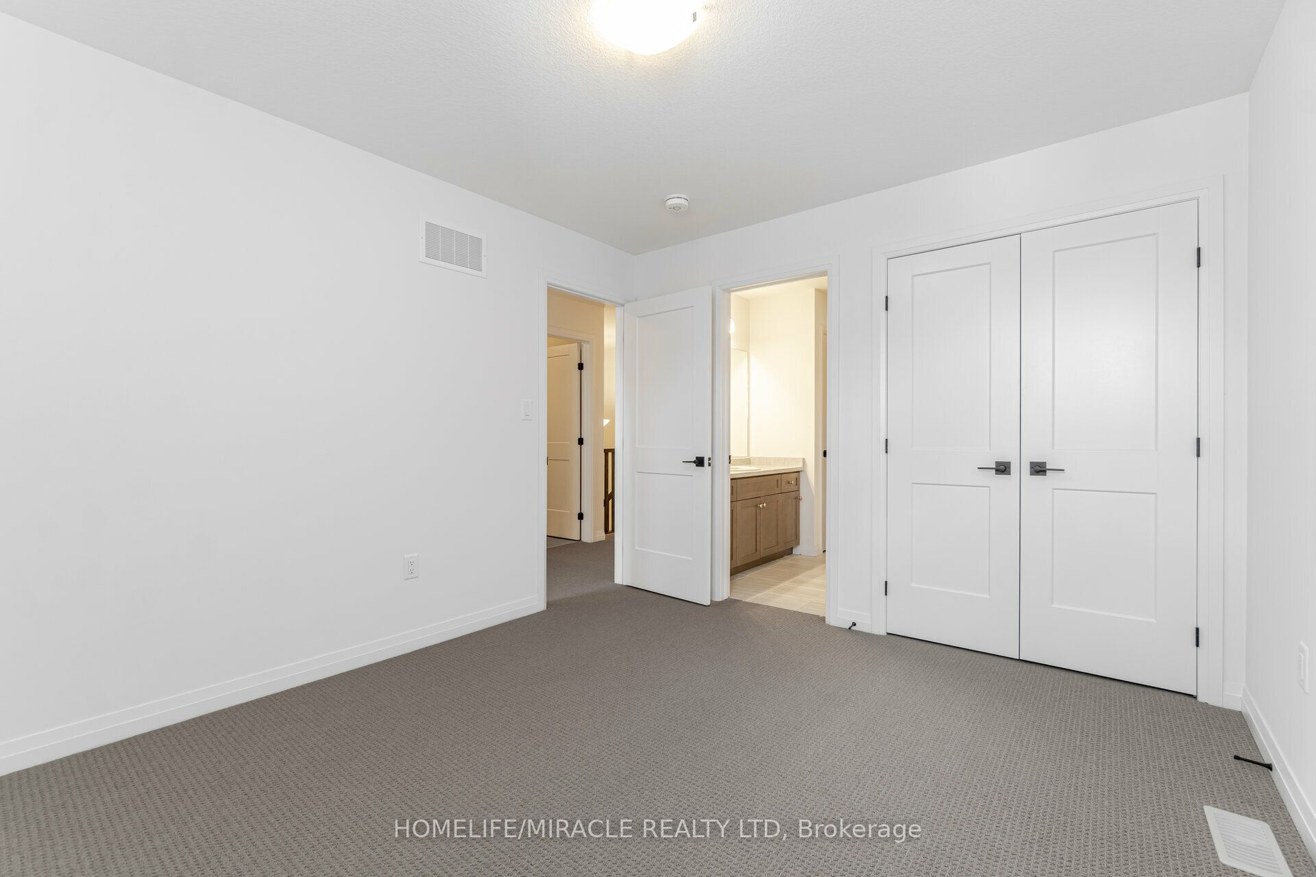 105 Court Drive Property Photo 38