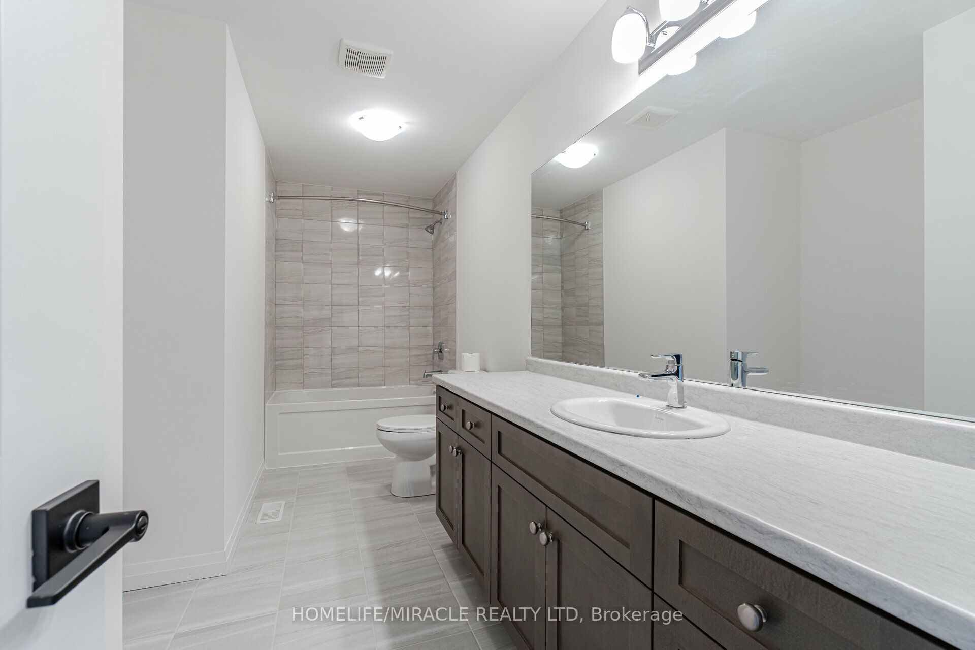 105 Court Drive Property Photo 44