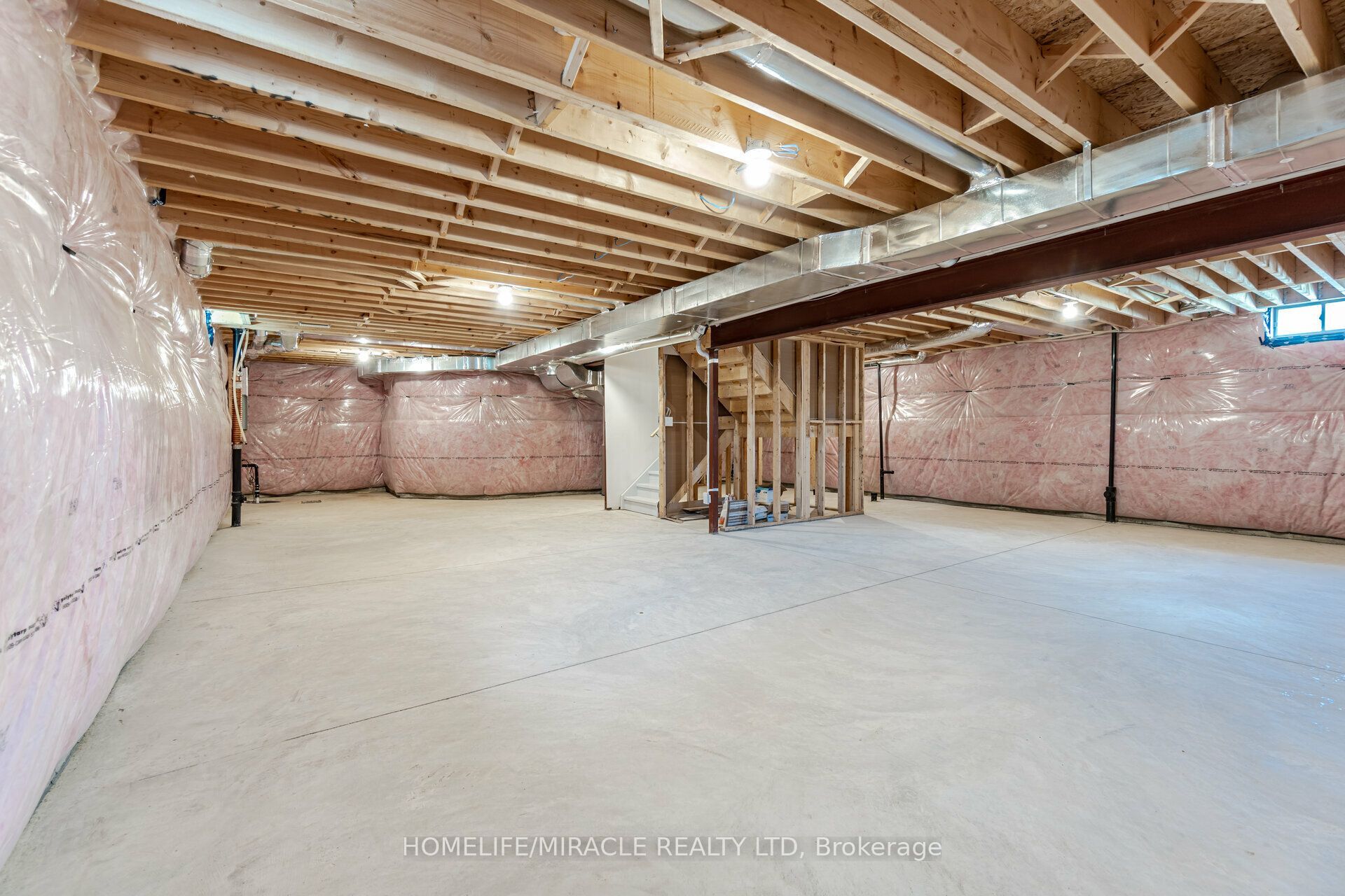 105 Court Drive Property Photo 48