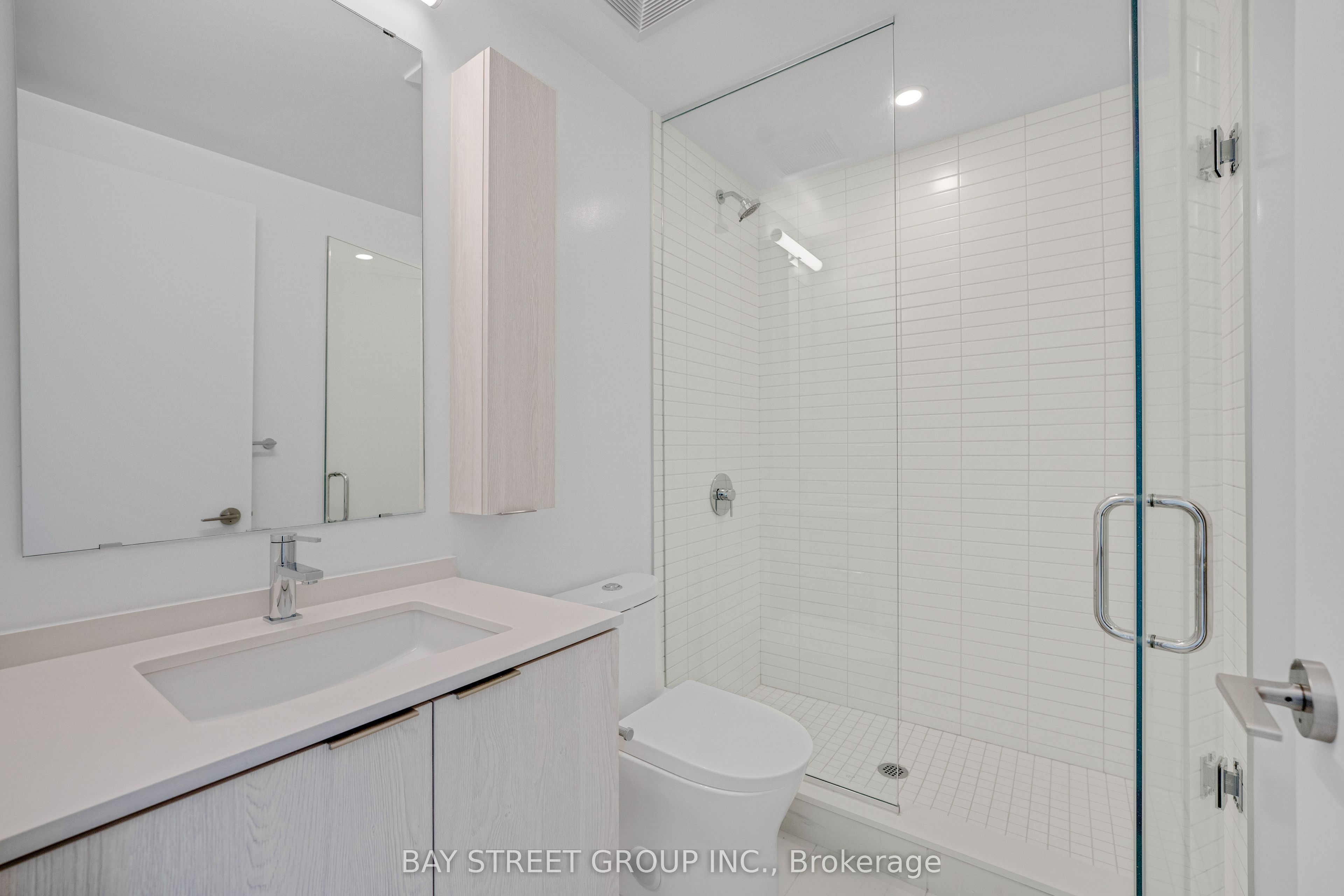 91 John Street N 501 Property Photo 20