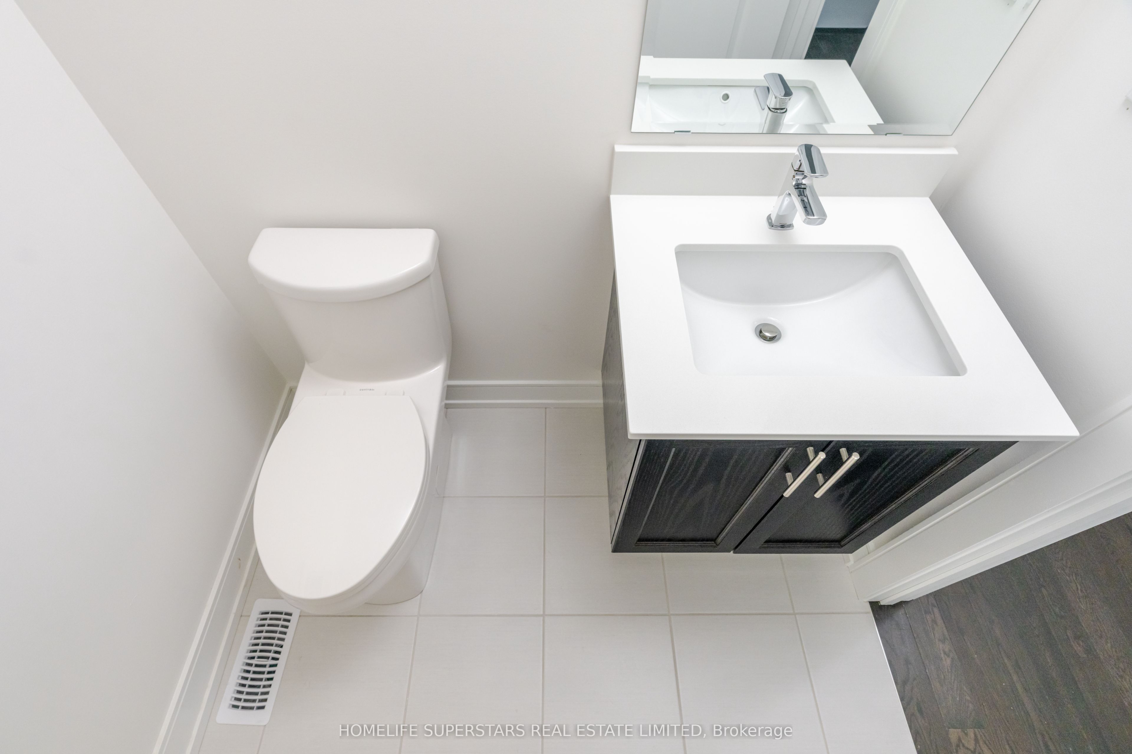25 Mundell Road Property Photo 4