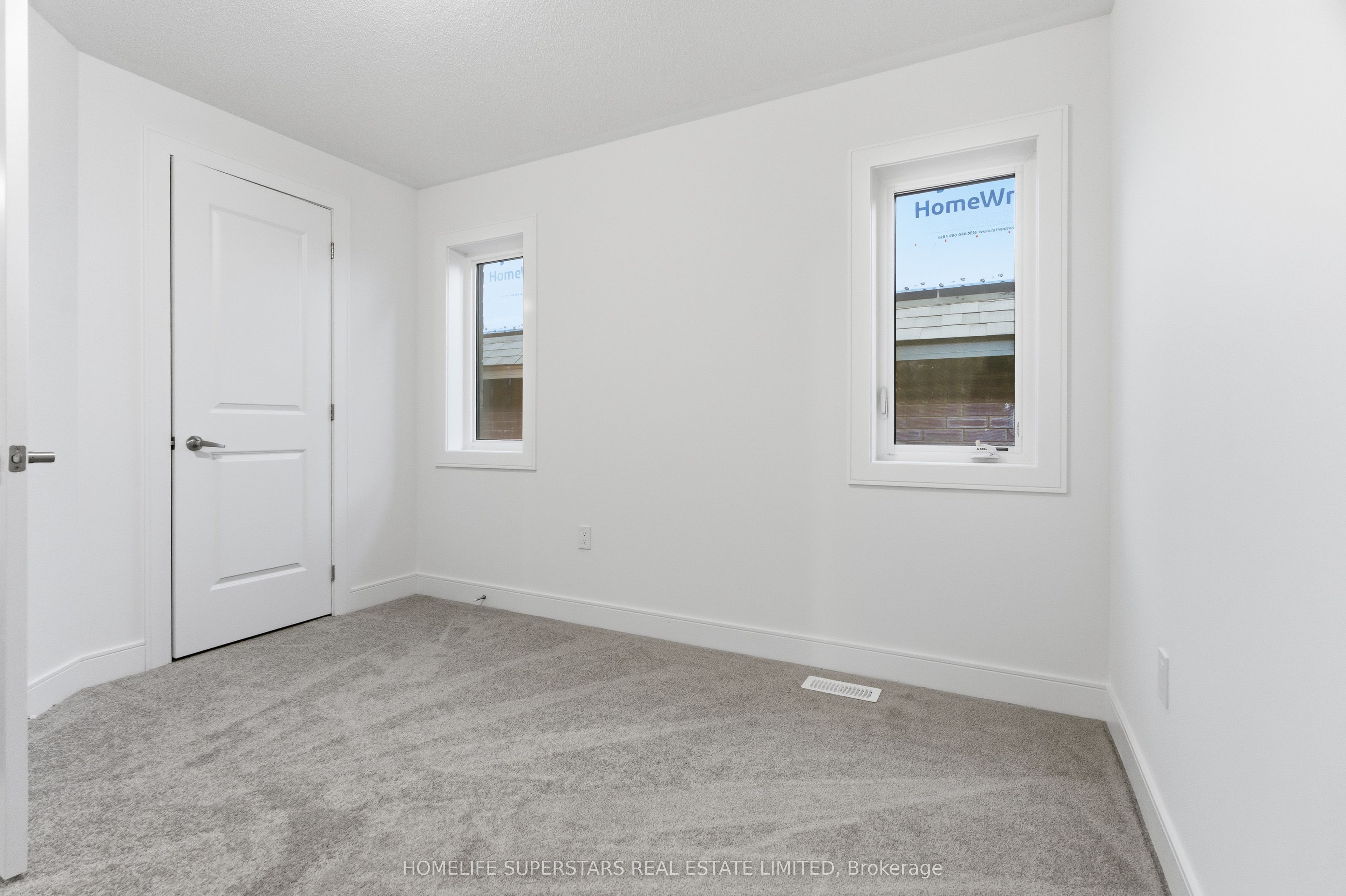 25 Mundell Road Property Photo 10