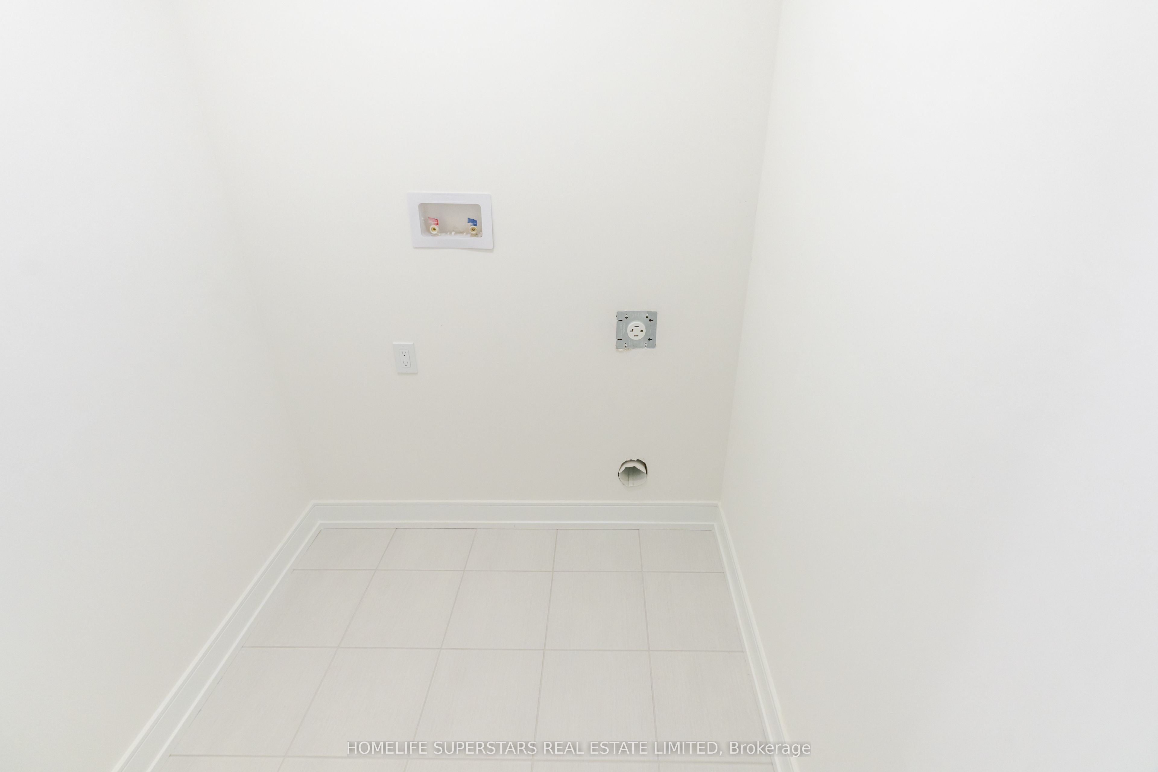 25 Mundell Road Property Photo 12
