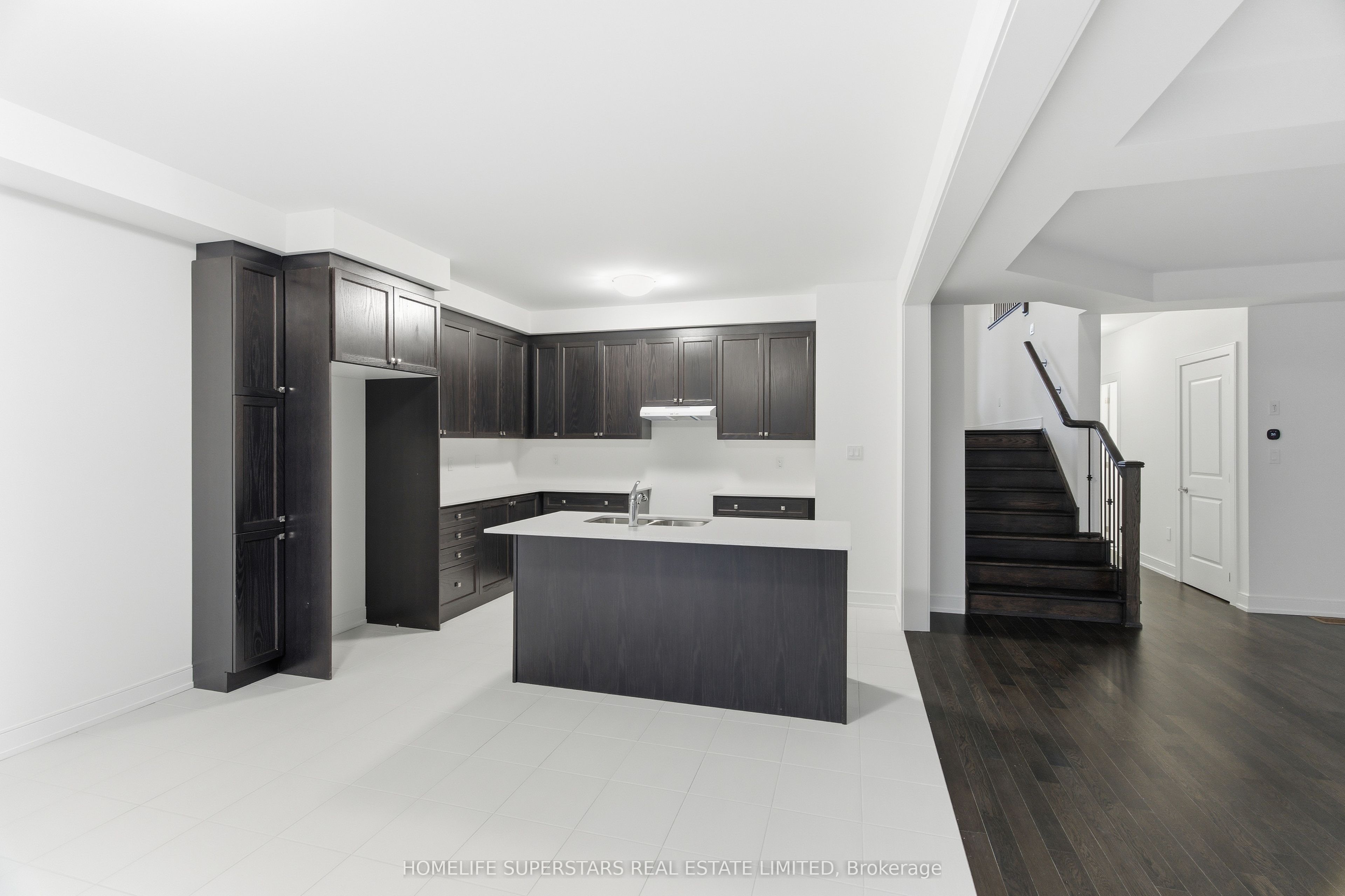 25 Mundell Road Property Photo 16