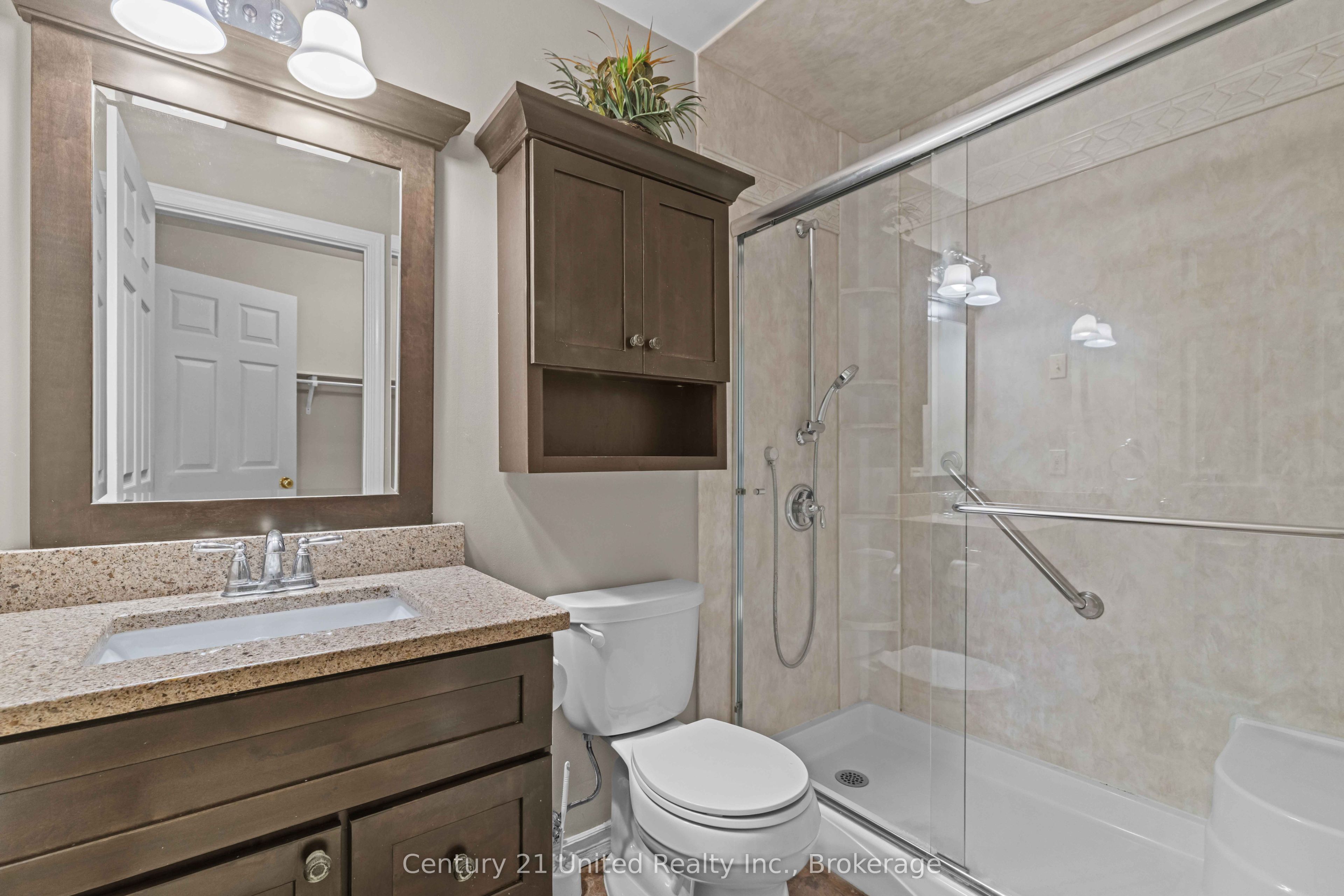 36 Champlain Crescent 10 Property Photo 13