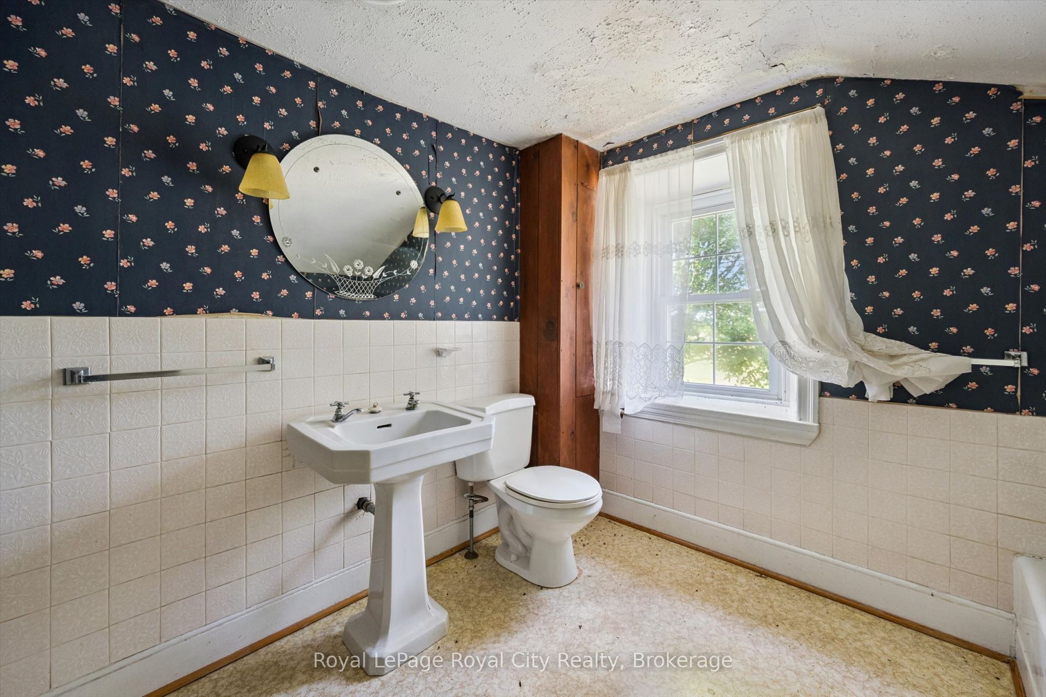 5512 Township Rd 3 Property Photo 13
