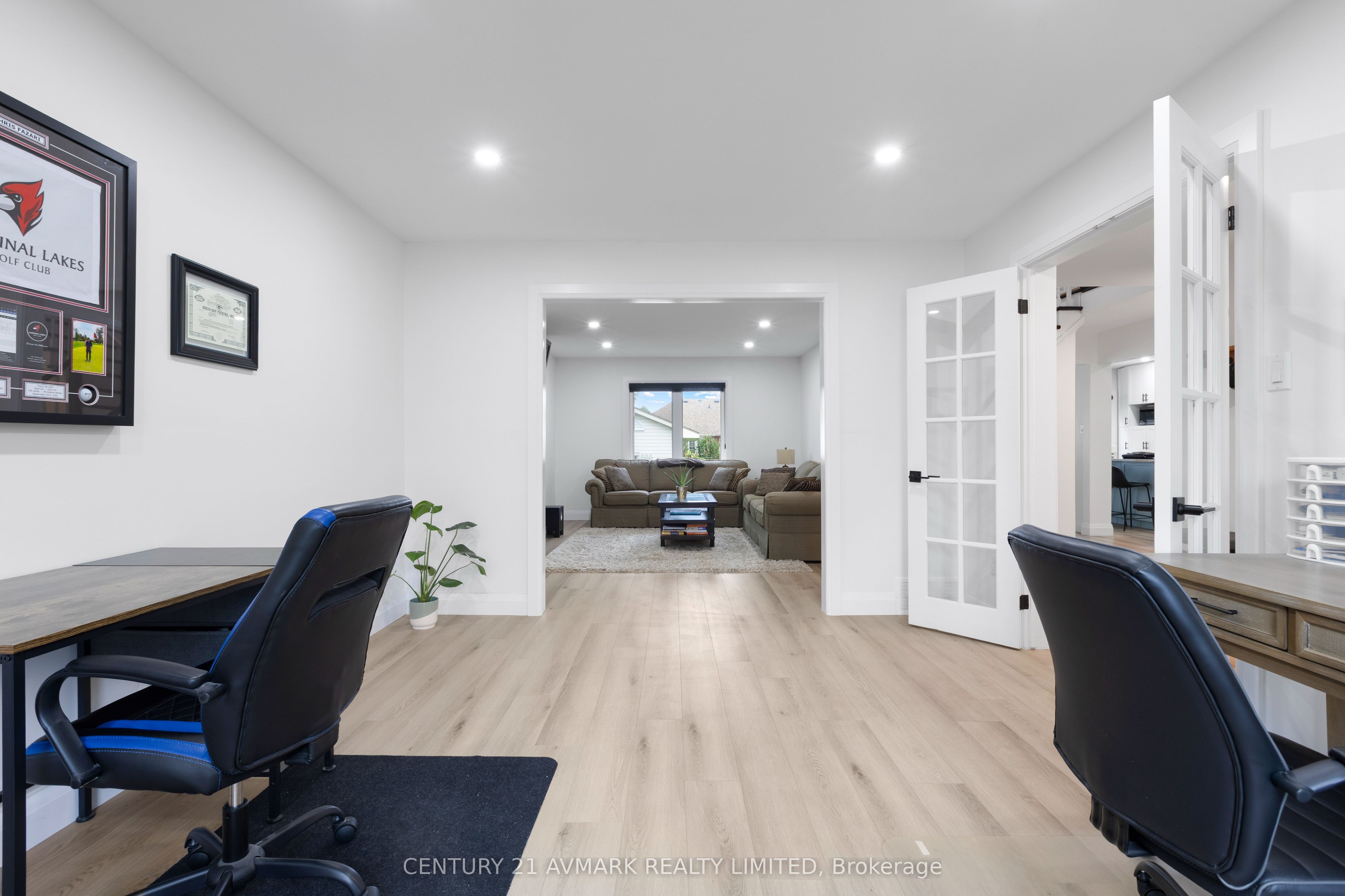 65 Wellandvale Drive Property Photo 6