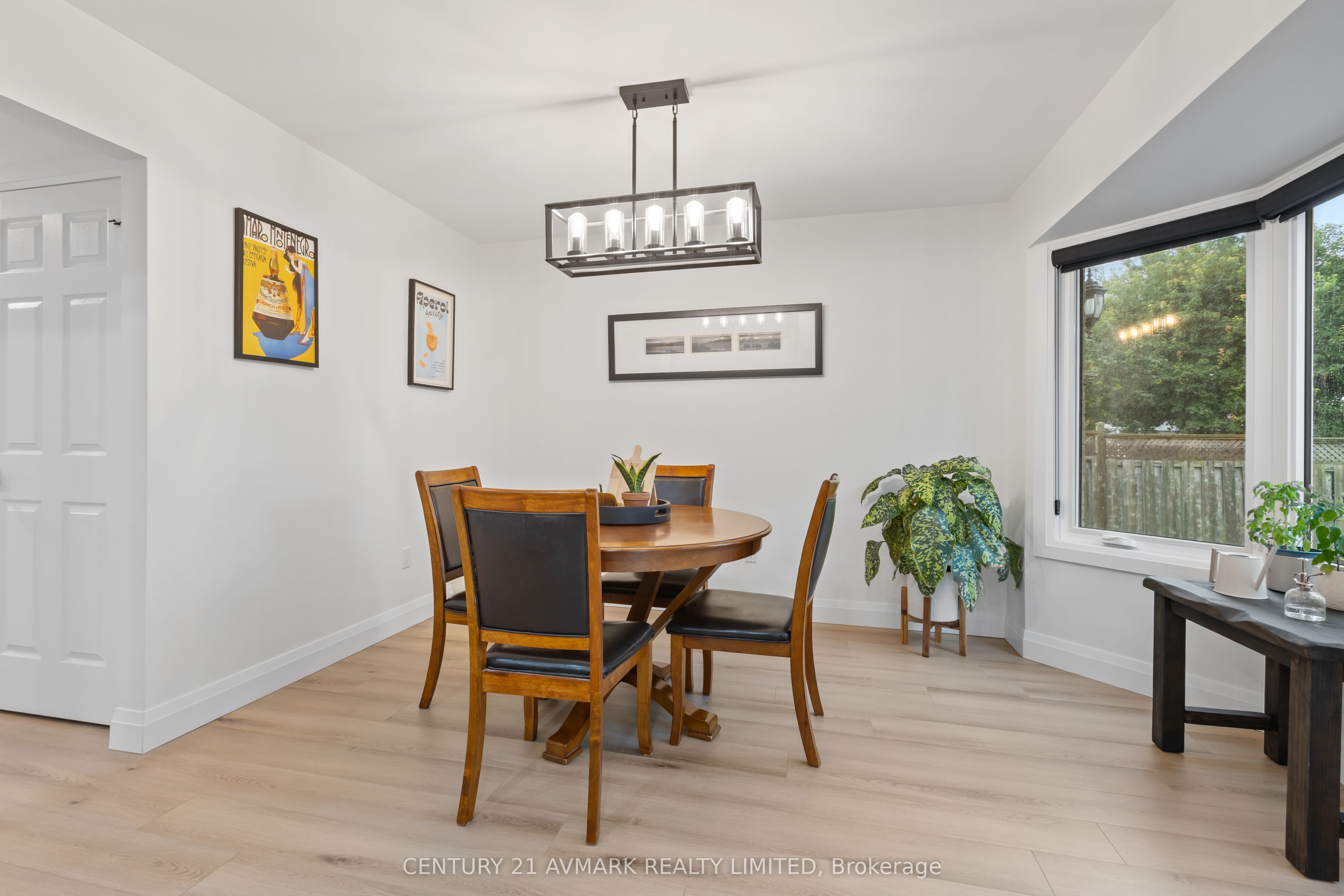 65 Wellandvale Drive Property Photo 18