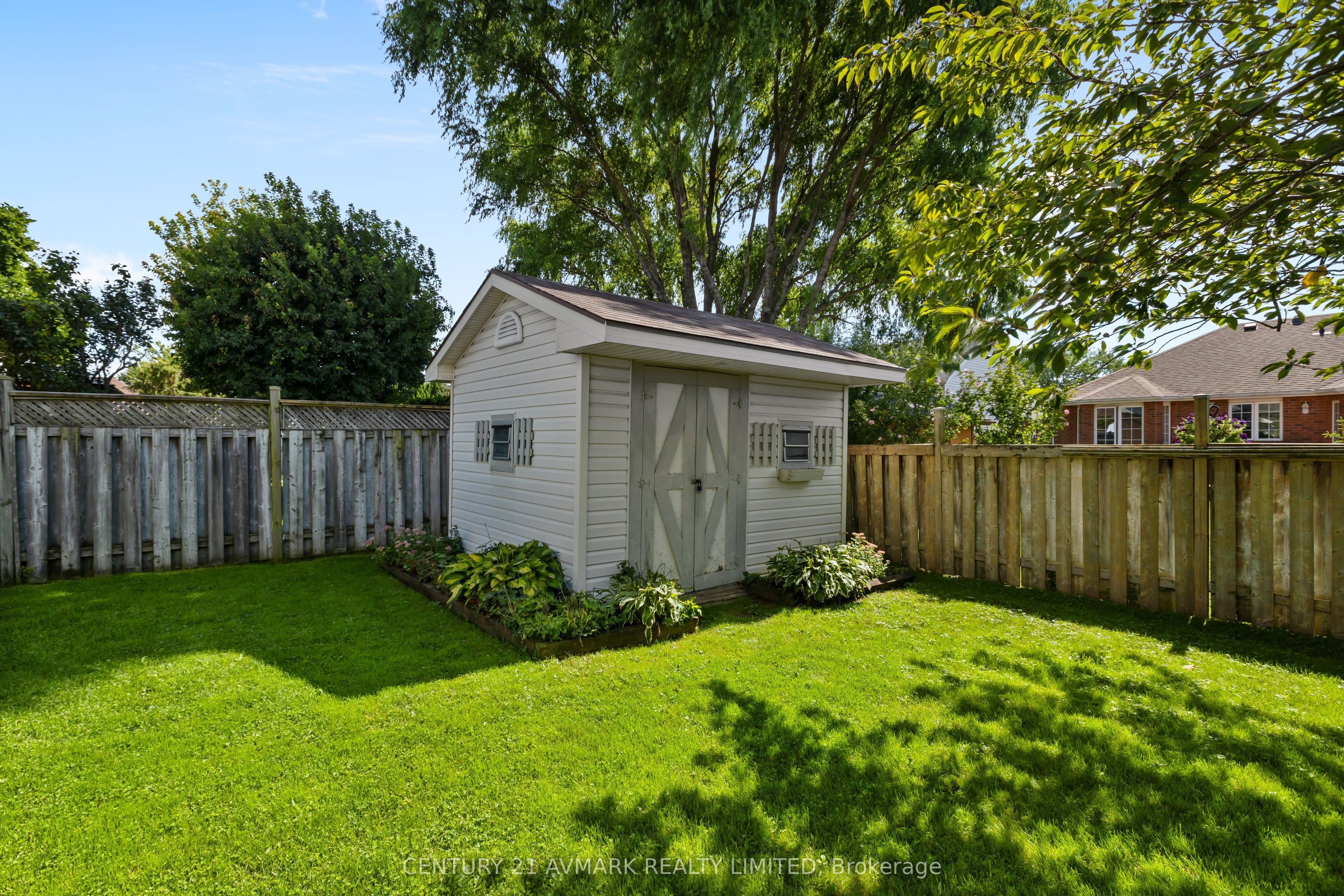 65 Wellandvale Drive Property Photo 31