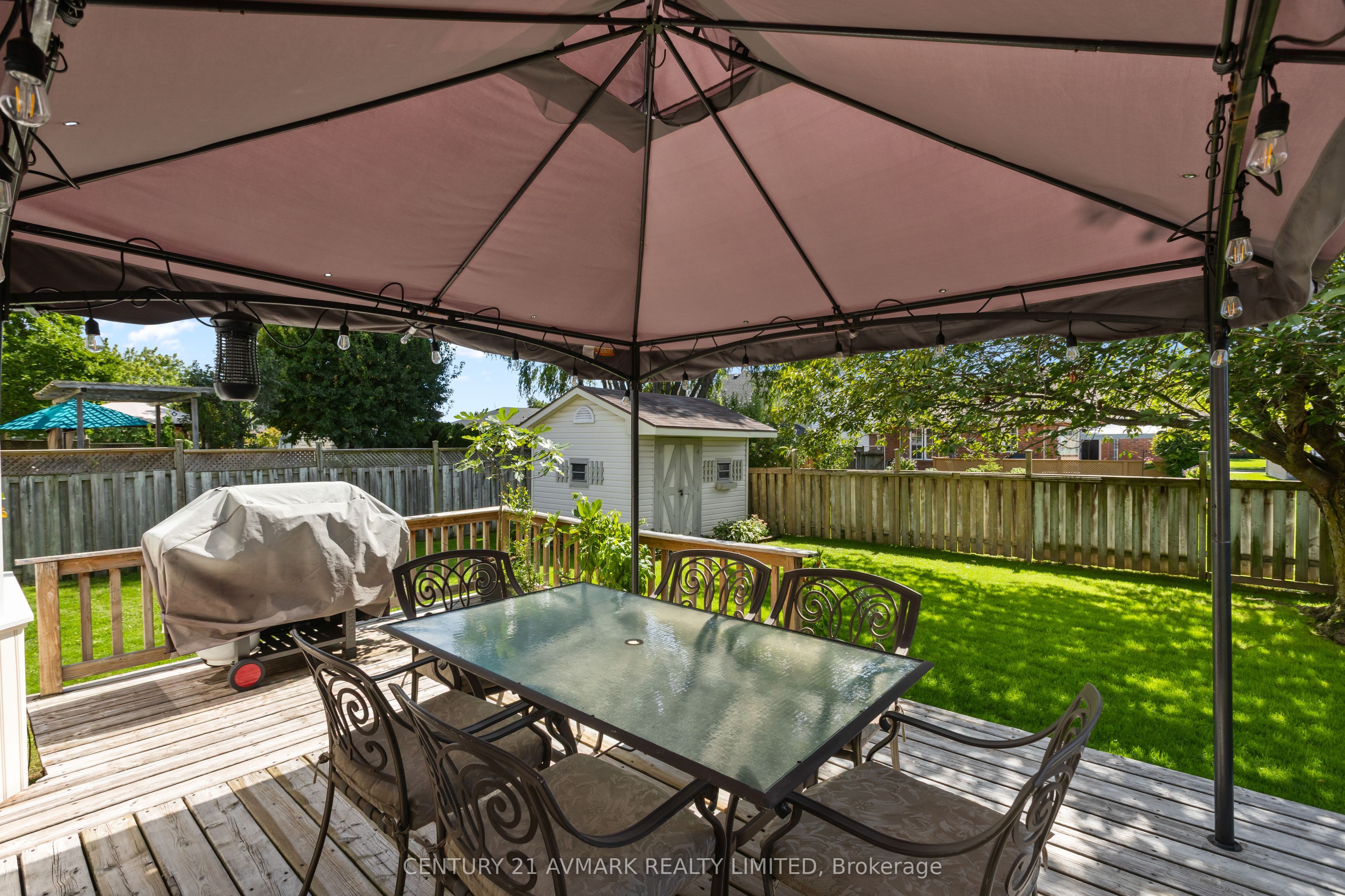 65 Wellandvale Drive Property Photo 36