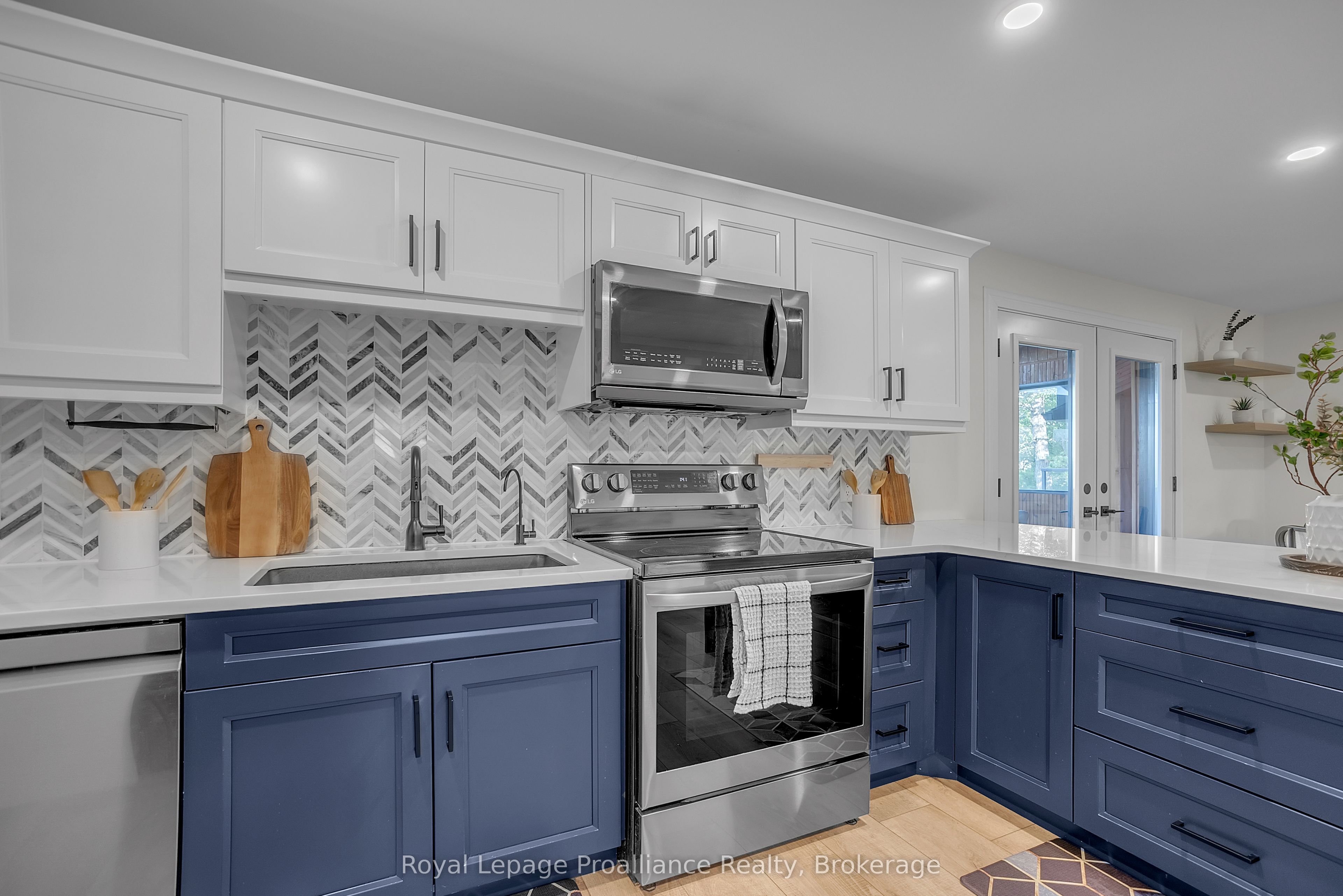 684 Gallivan Road Property Photo 18
