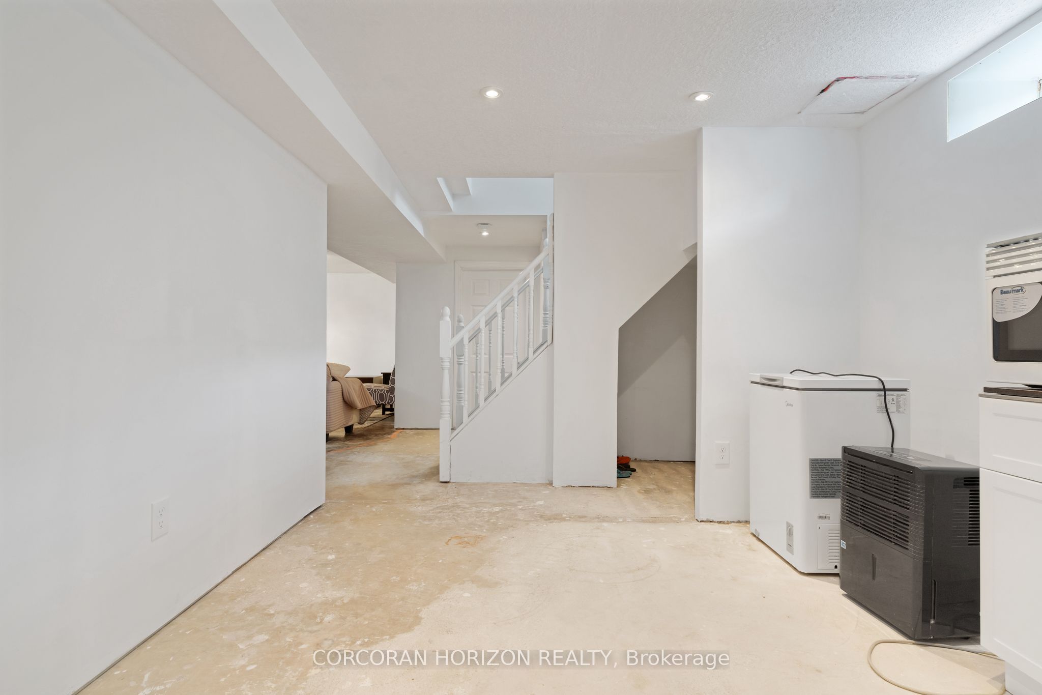 63 Cedarhill Crescent Property Photo 28