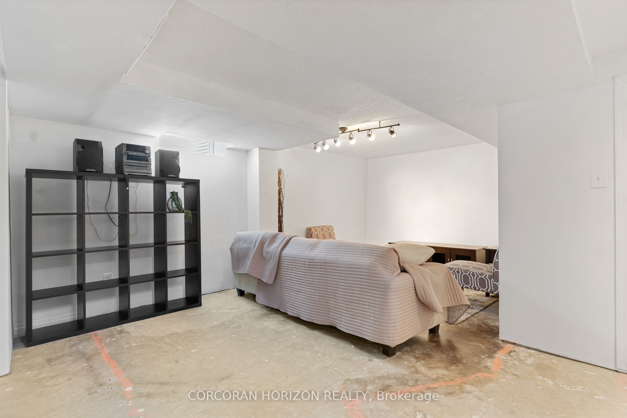 63 Cedarhill Crescent Property Photo 29
