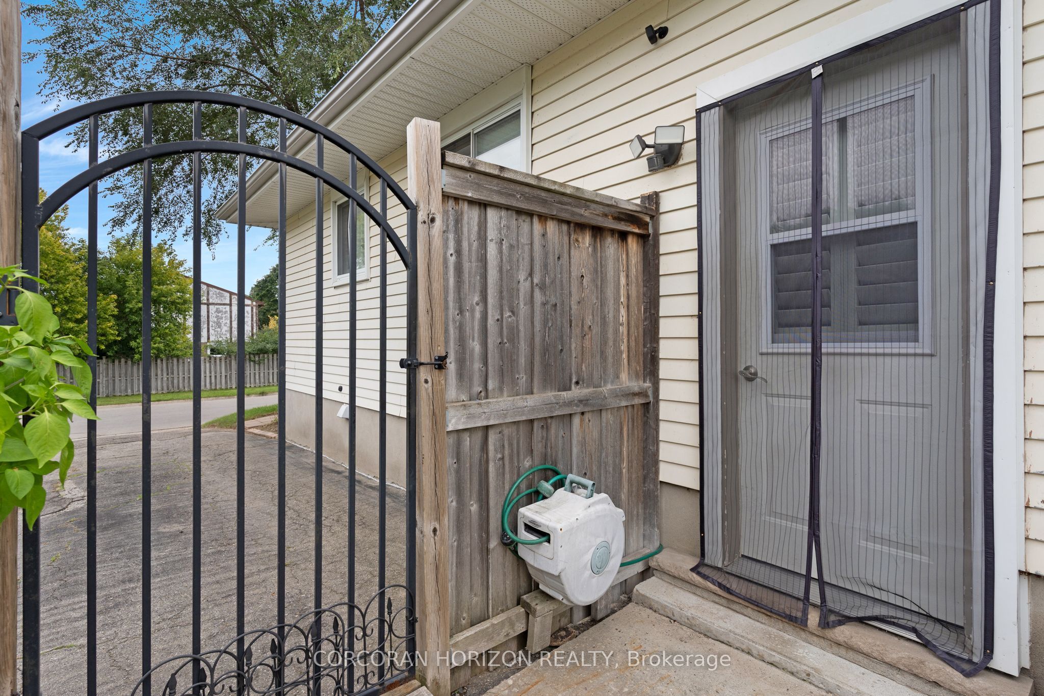 63 Cedarhill Crescent Property Photo 45