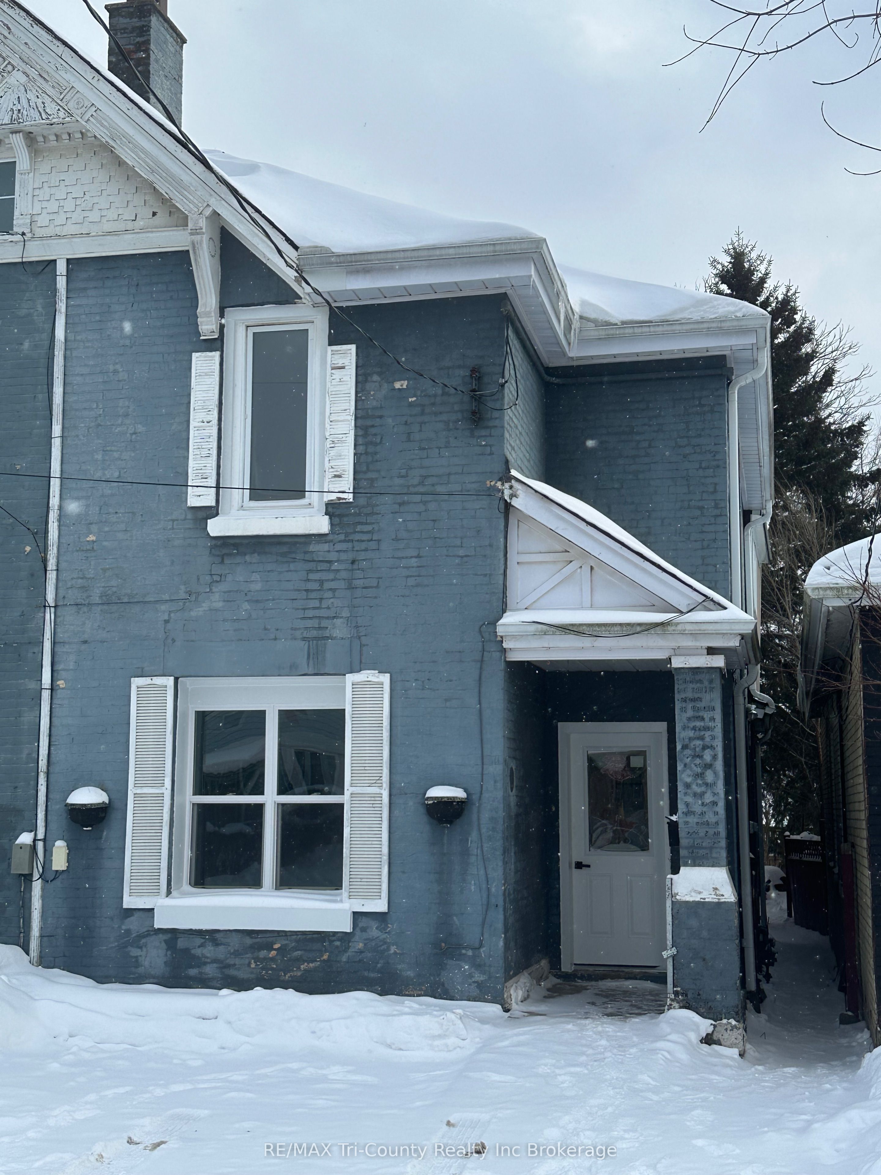719 Elias Street Property Photo 2