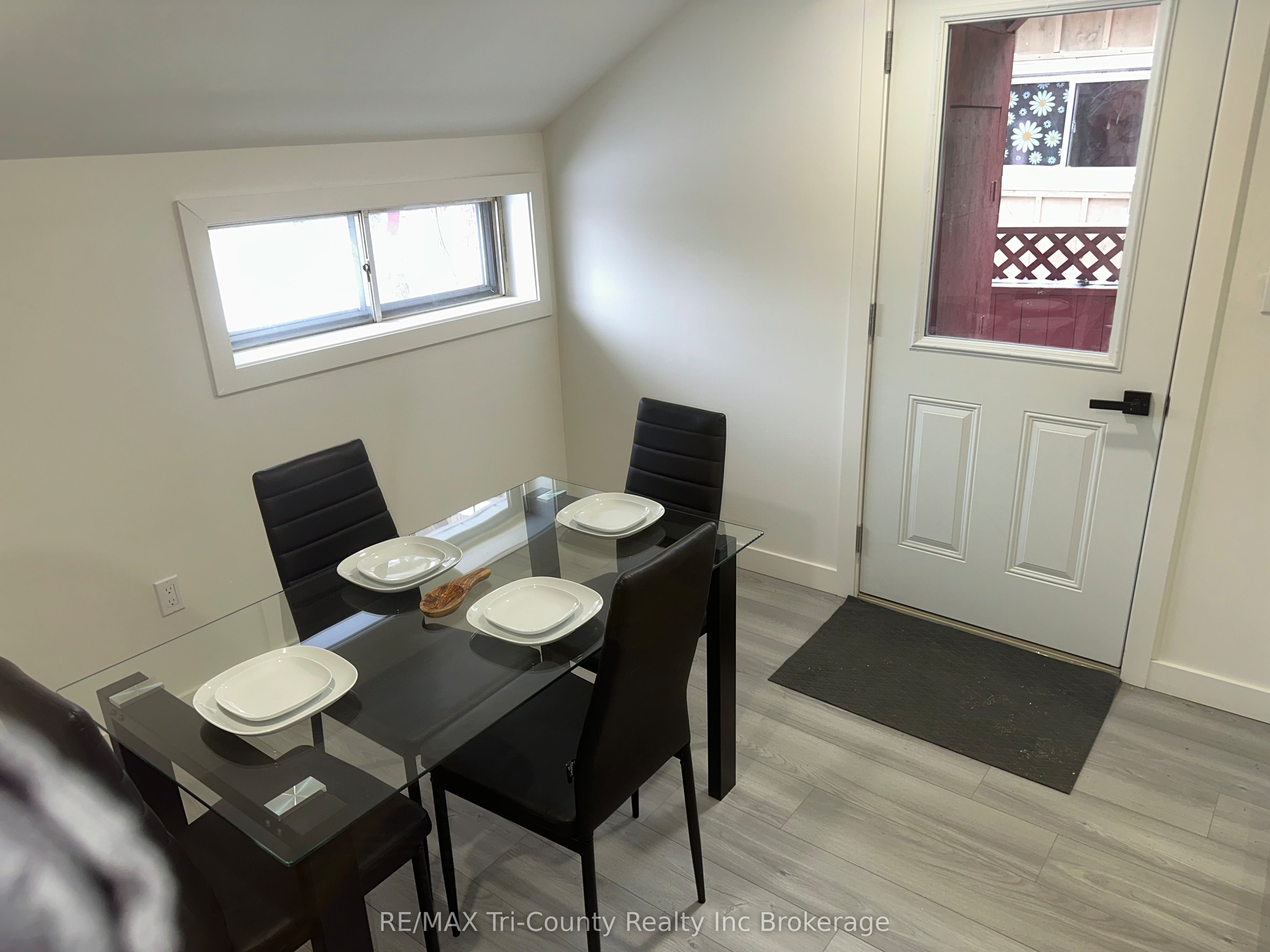 719 Elias Street Property Photo 11