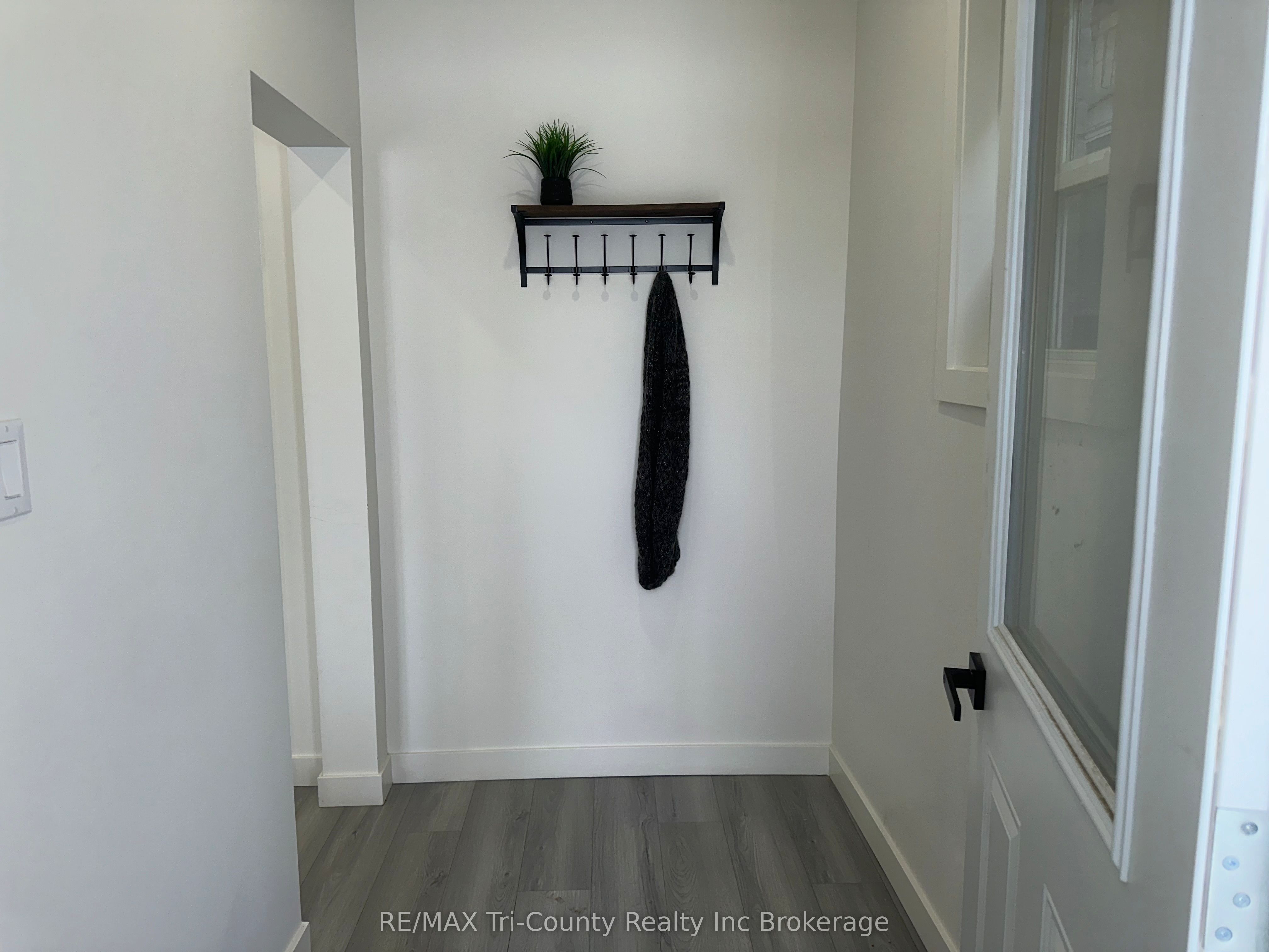 719 Elias Street Property Photo 14