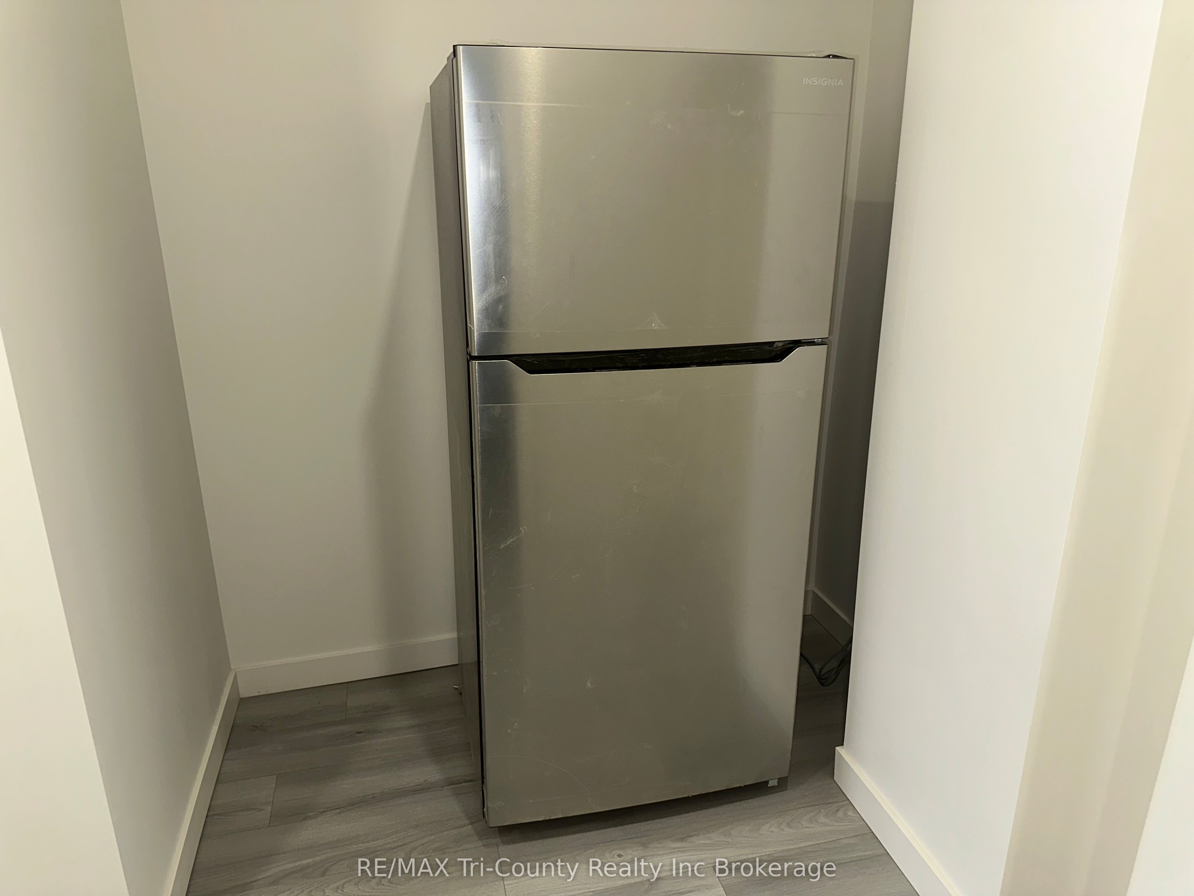 719 Elias Street Property Photo 19