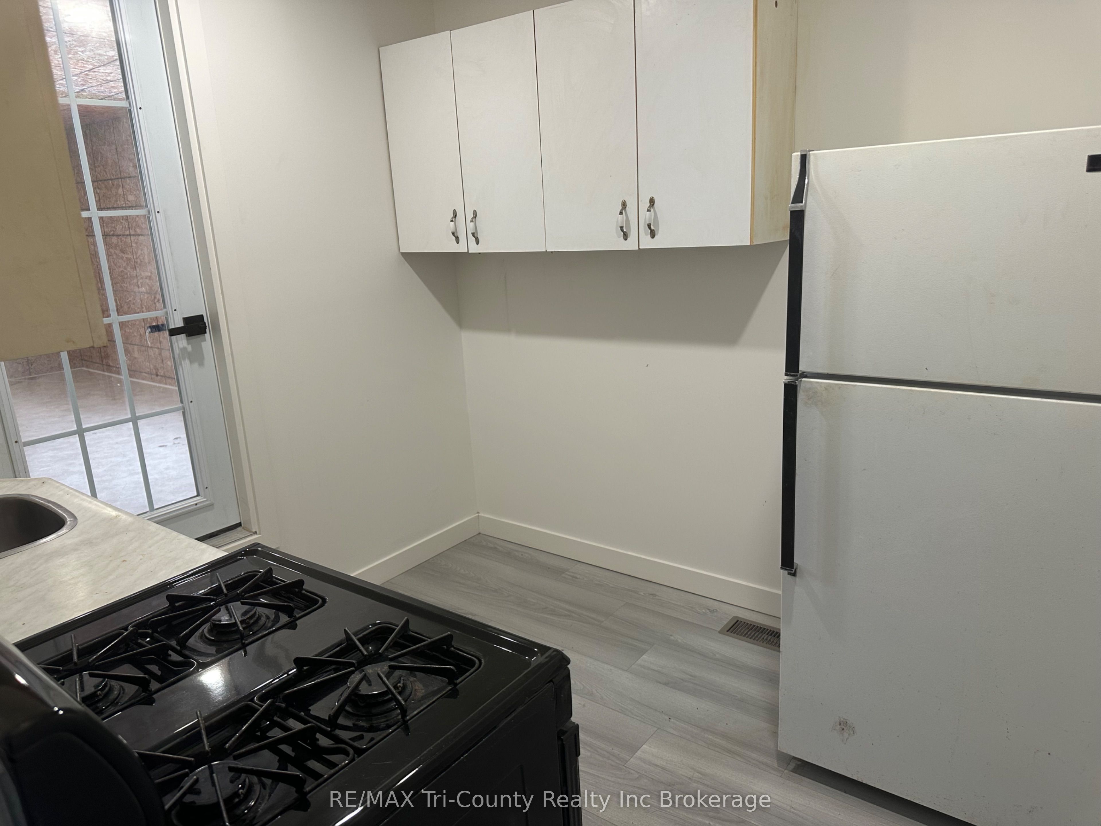 719 Elias Street Property Photo 26