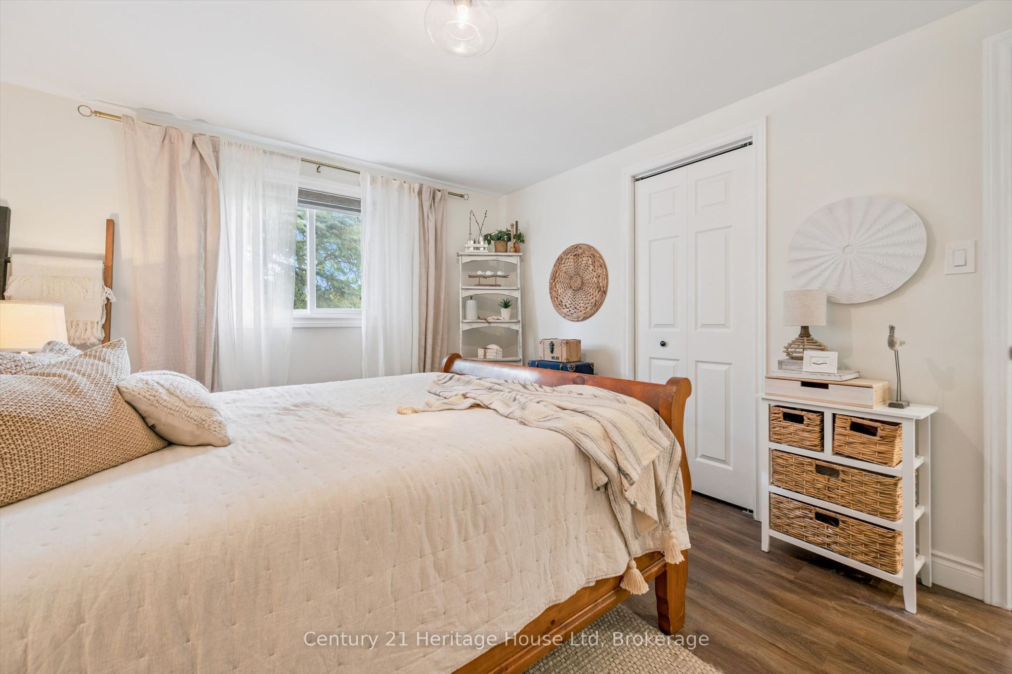 635 Hillview Road Property Photo 15