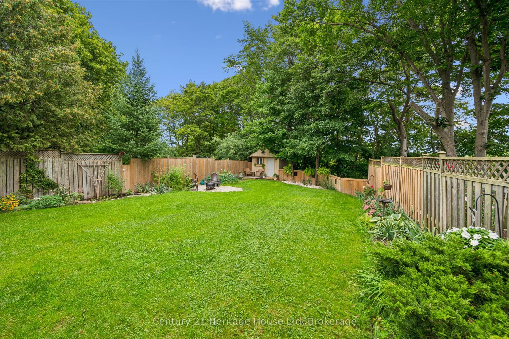 635 Hillview Road Property Photo 33