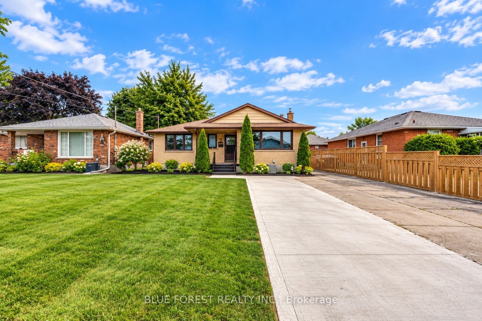 1688 Trafalgar Street Property Photo 1