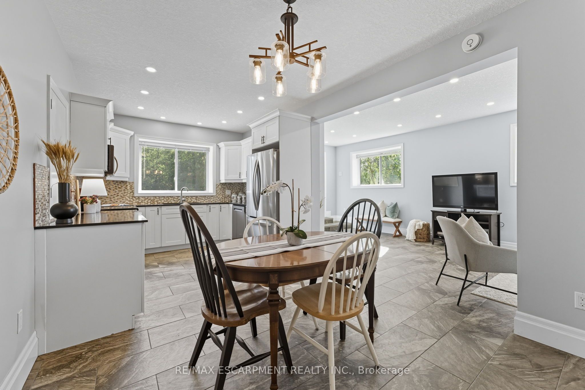 1392 Wrigley Road Property Photo 34