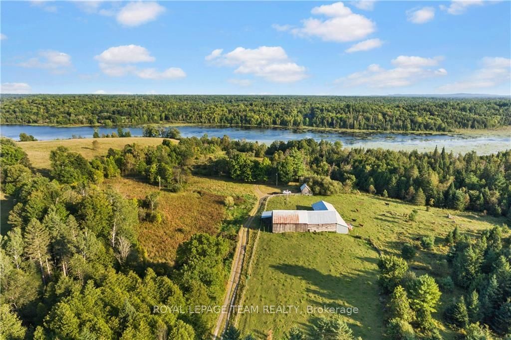 105 Halliday Creek Road Property Photo 4