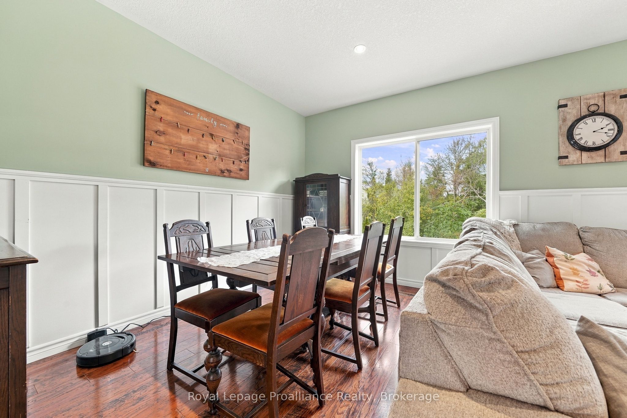 273 Avondale Road Property Photo 17