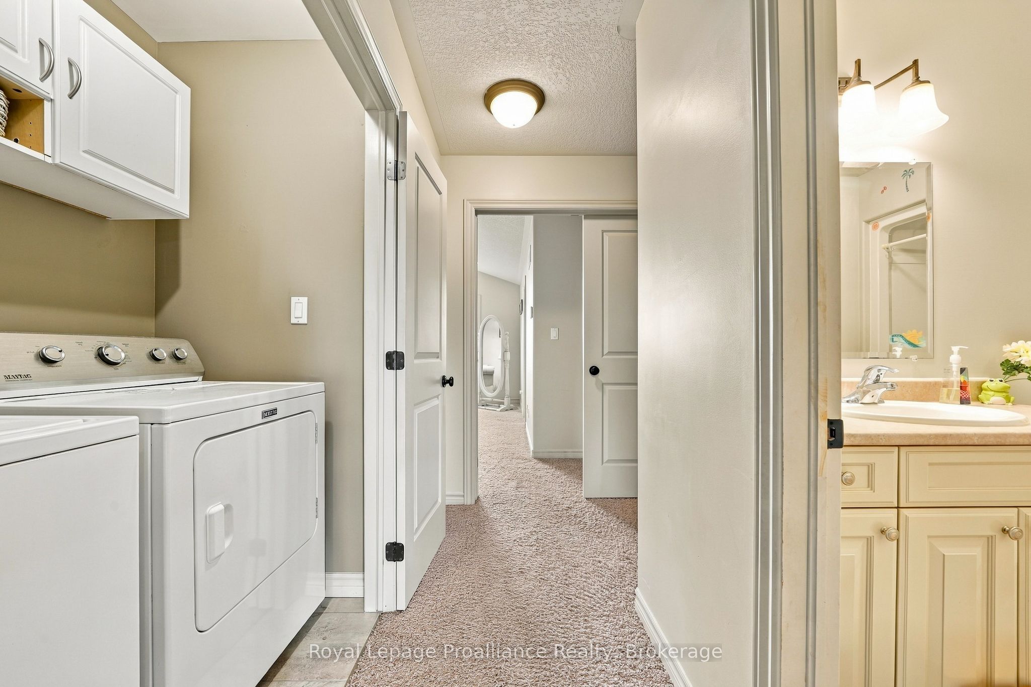 273 Avondale Road Property Photo 27