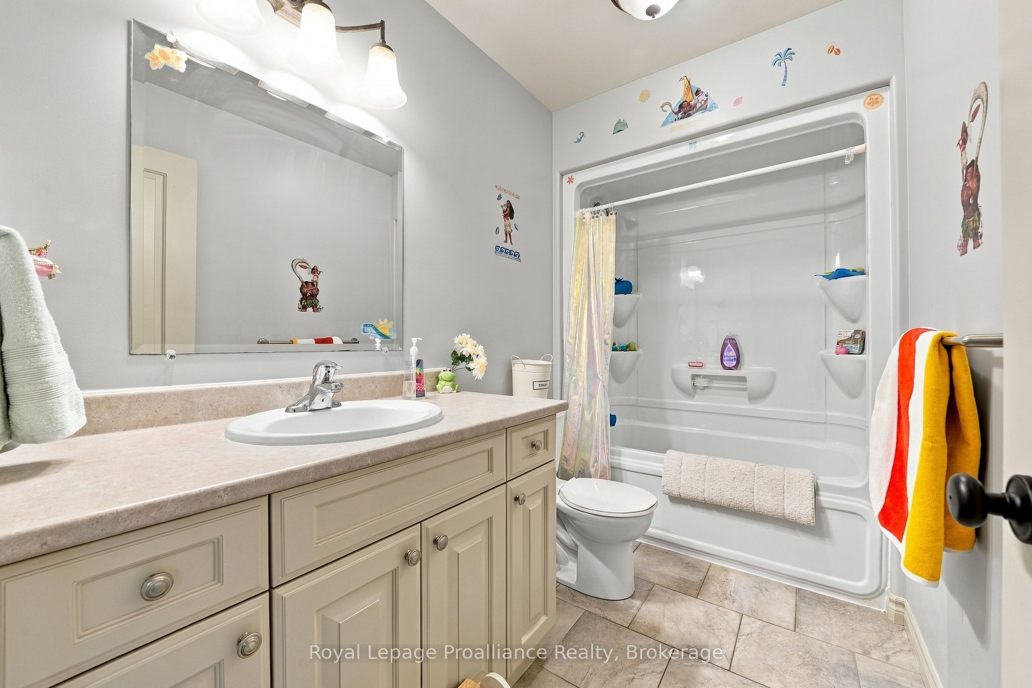 273 Avondale Road Property Photo 29